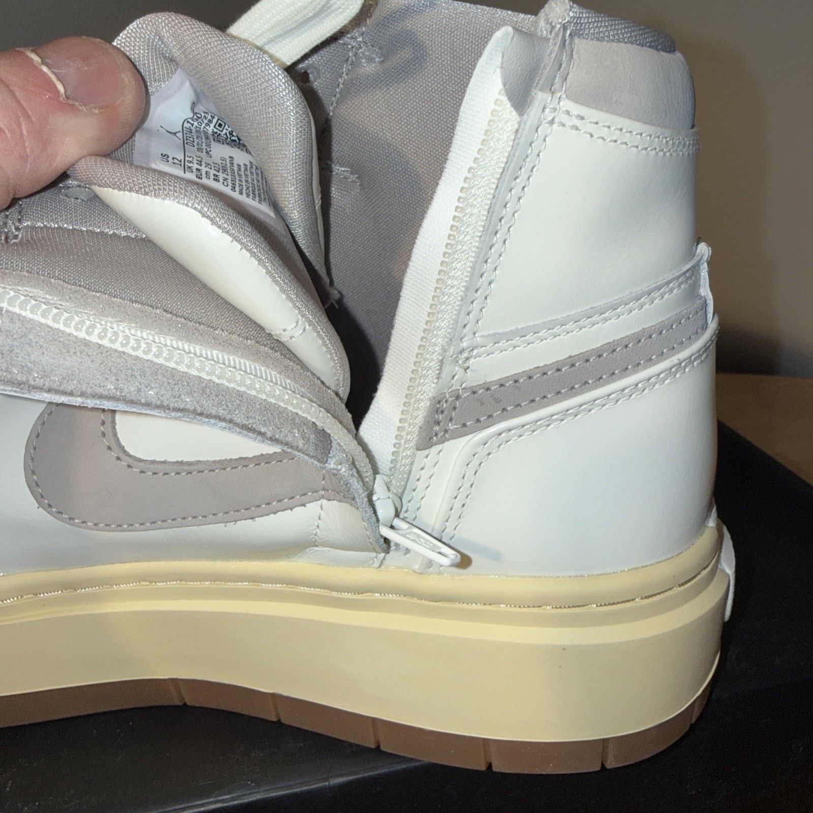 Nike Nike Air Jordan 1 Elevate High SE Women's Sz12 DZ3744 100 Size US 12 / IT 42 - 7 Thumbnail