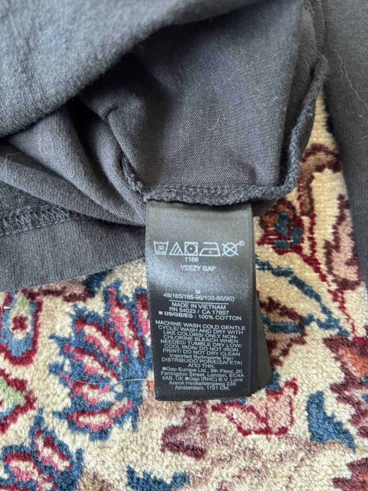 Gap × Kanye West × Yeezy Yeezy Gap Long-Sleeve Size US M / EU 48-50 / 2 - 3 Thumbnail