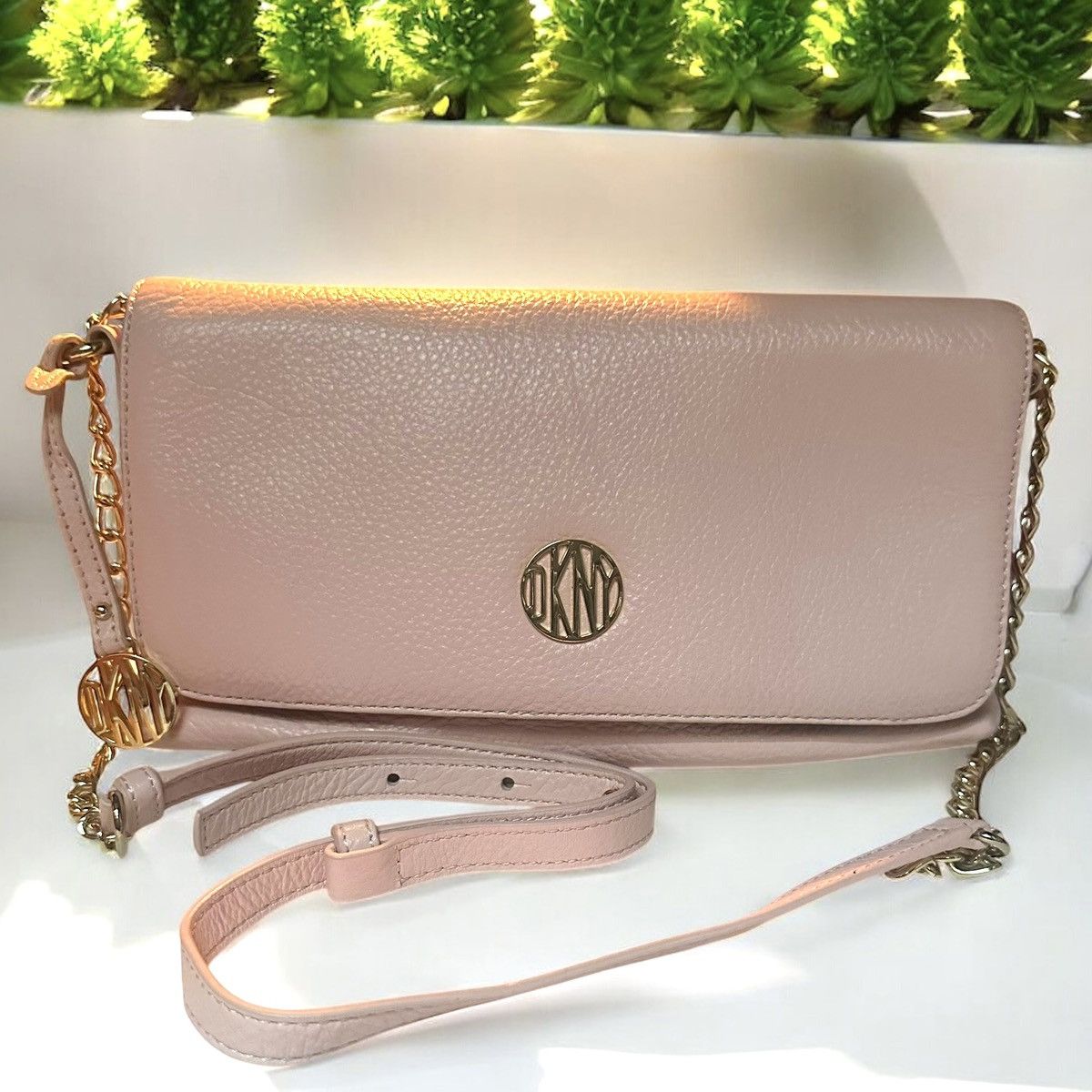 Dkny Pink Pebbled Leather Crossbody Chain Strap Bag, Women's