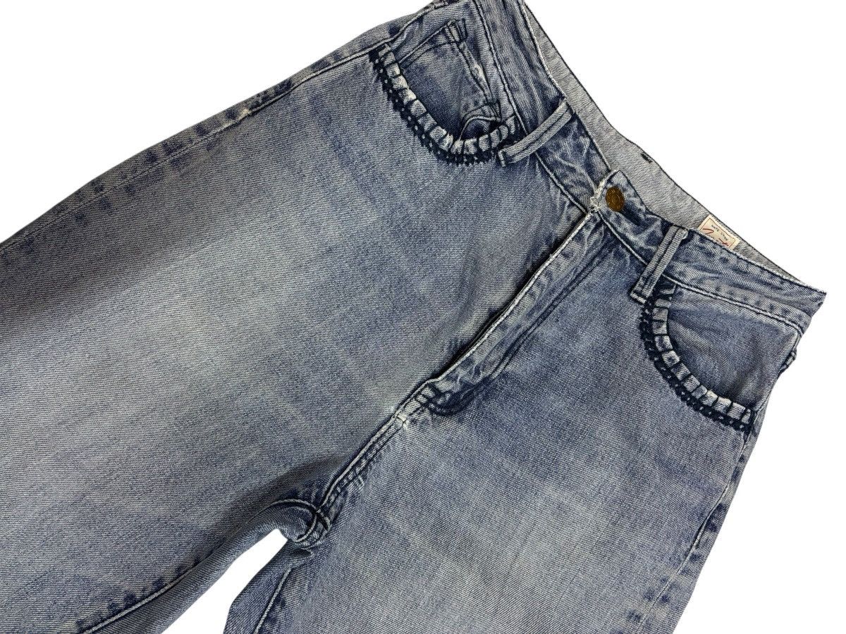 Japanese Brand × Vintage Vintage MATE Union Baggy Blue Washed Jeans Size 26" / US 2 / IT 38 - 3 Thumbnail