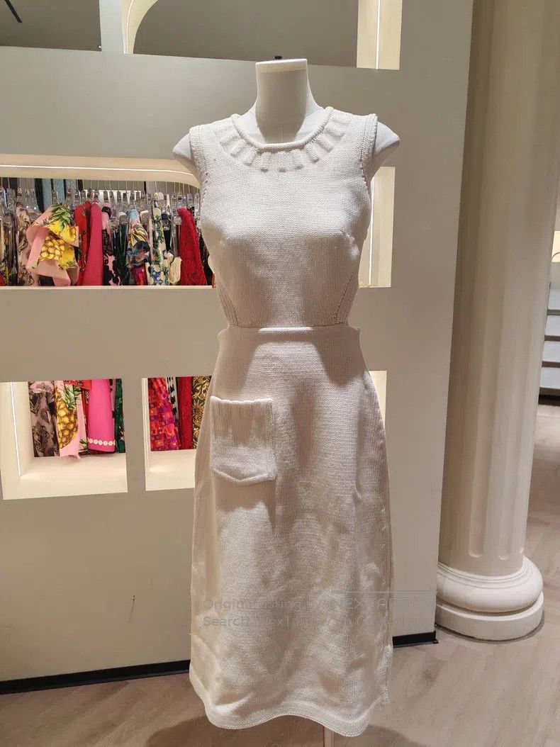 Fendi Fendi Off-white Knit Sleeveless Open Back Dress Size S / US 4 / IT 40 - 1 Thumbnail