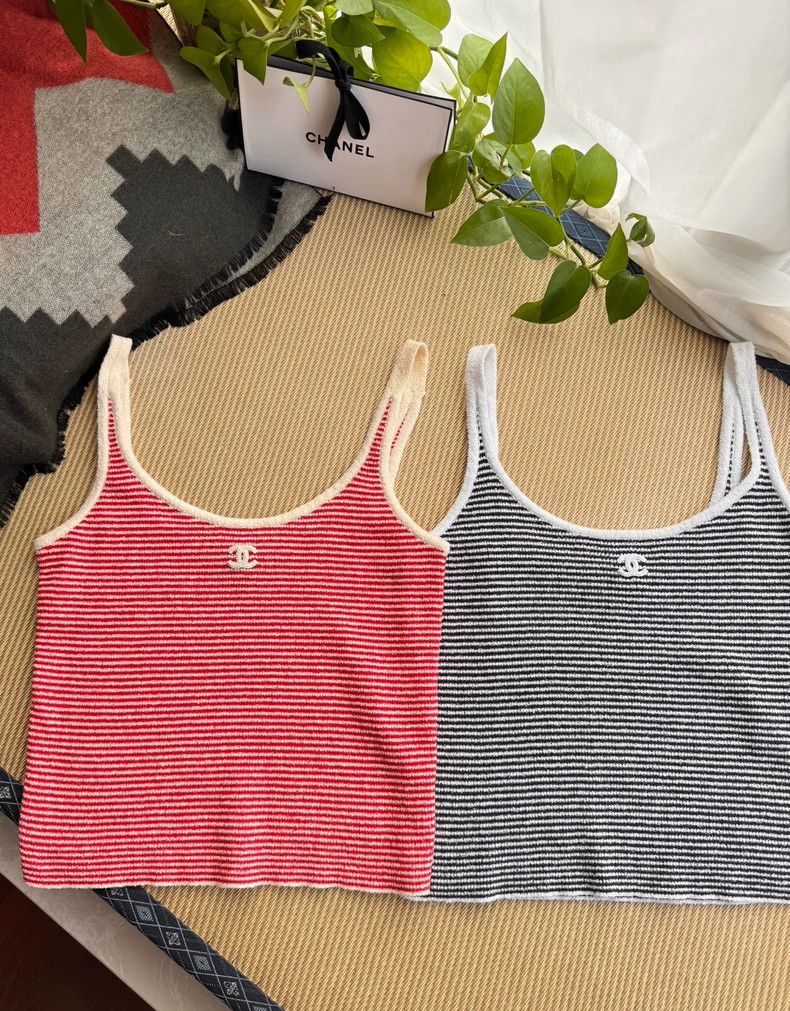 Chanel 23C knitted striped suspender vest Nextarrow-2505