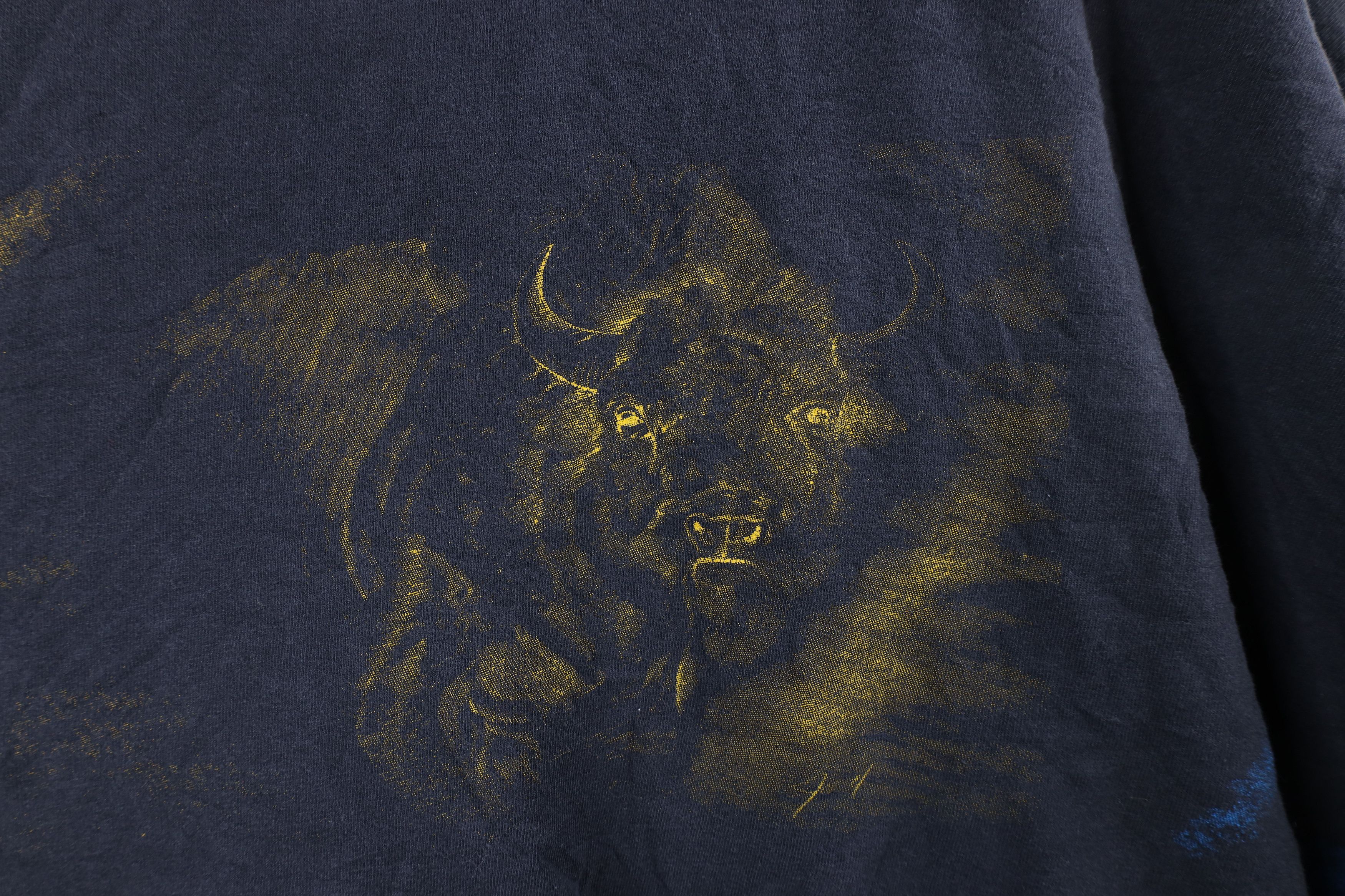 Vintage Vintage 90s Print Native American Alliance Buffalo T-Shirt Size US XXL / EU 58 / 5 - 11 Thumbnail