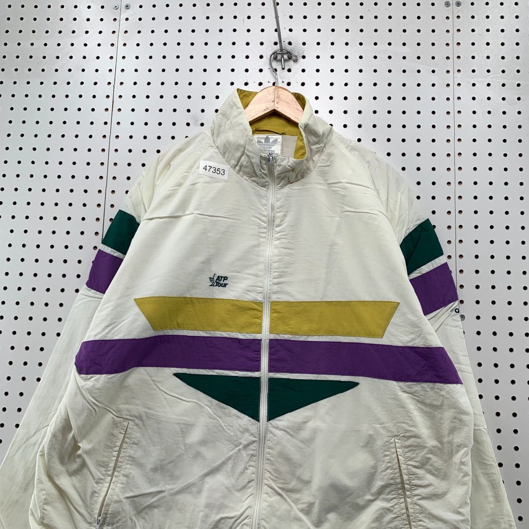Adidas VINTAGE Adidas ATP Tour Windbreaker Jacket Mens XL Oversized White Purple Size US XL / EU 56 / 4 - 4 Thumbnail