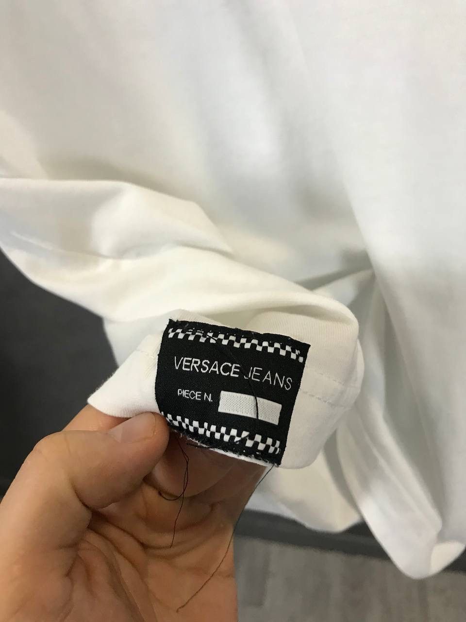 Versace Jeans Couture Versace Jeans Couture designer luxury center logo tee Size US M / EU 48-50 / 2 - 7 Thumbnail