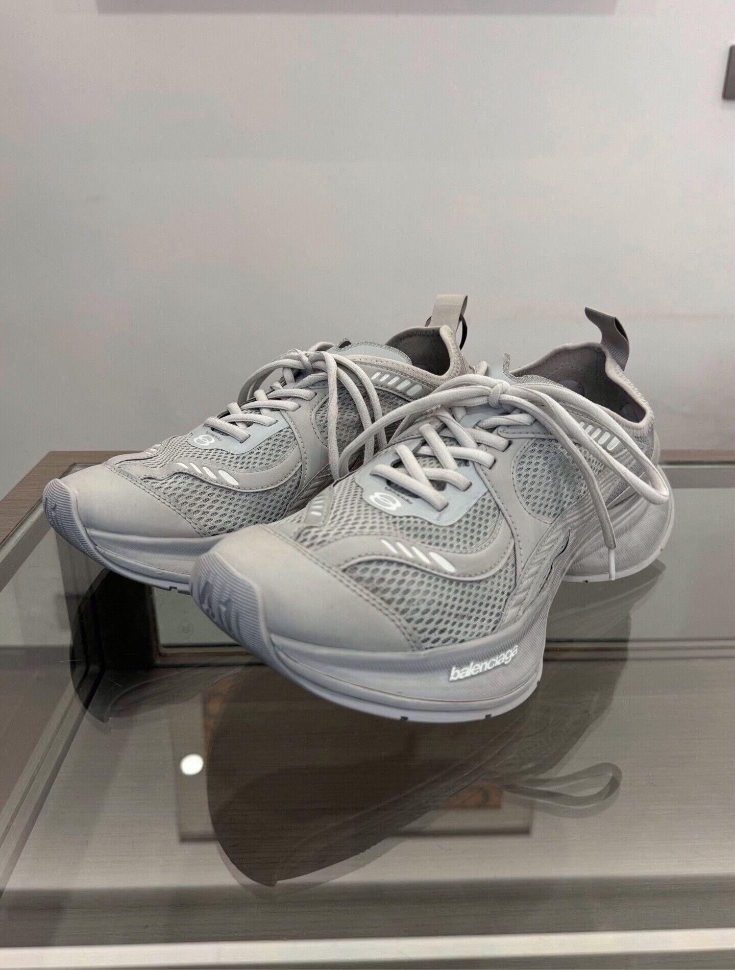 Balenciaga Balenciaga Circuit Men's Gray Sneakers Size US 8 / EU 41 - 1 Thumbnail