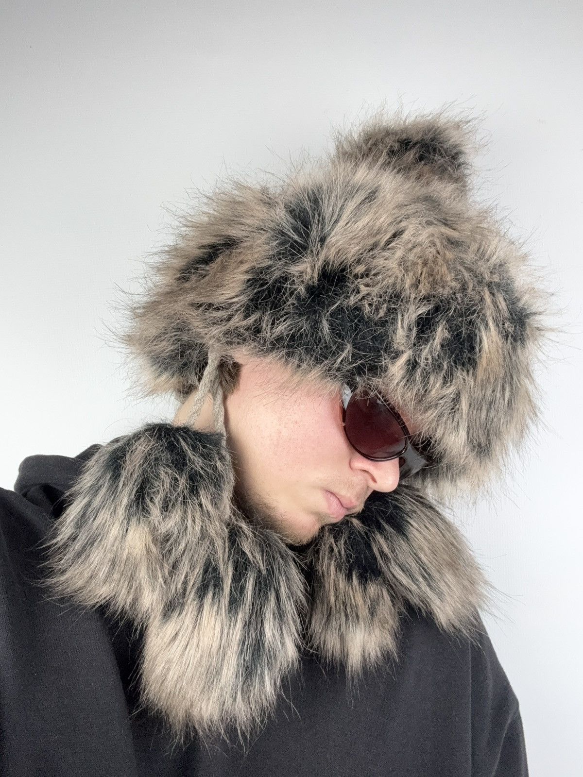 Japanese Brand Japanese 00s Y2K Retro Avant Garde Mohair Fuzzy Trapper Hat Size ONE SIZE - 2 Thumbnail