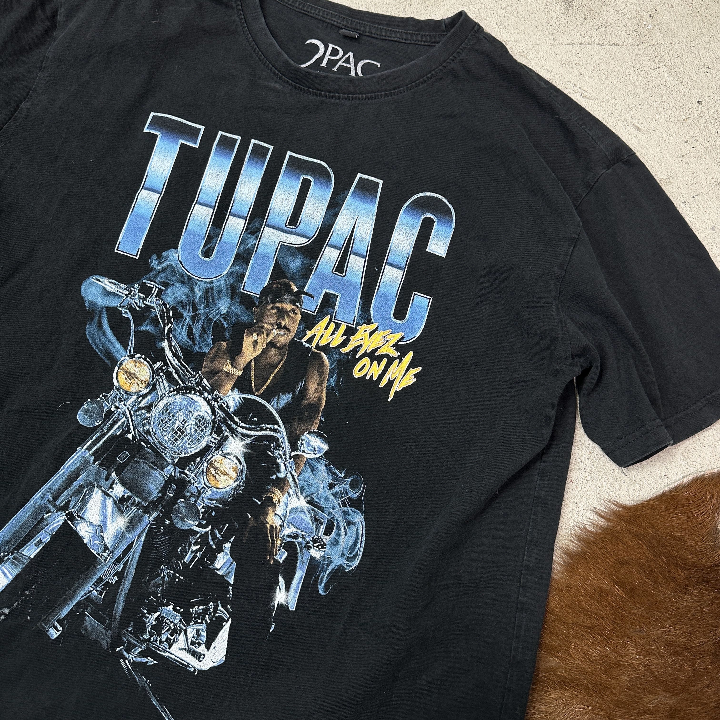 Vintage Vintage Streetwear Sporty Hip Hop Tupac T-shirt Y2K Size US XL / EU 56 / 4 - 4 Thumbnail