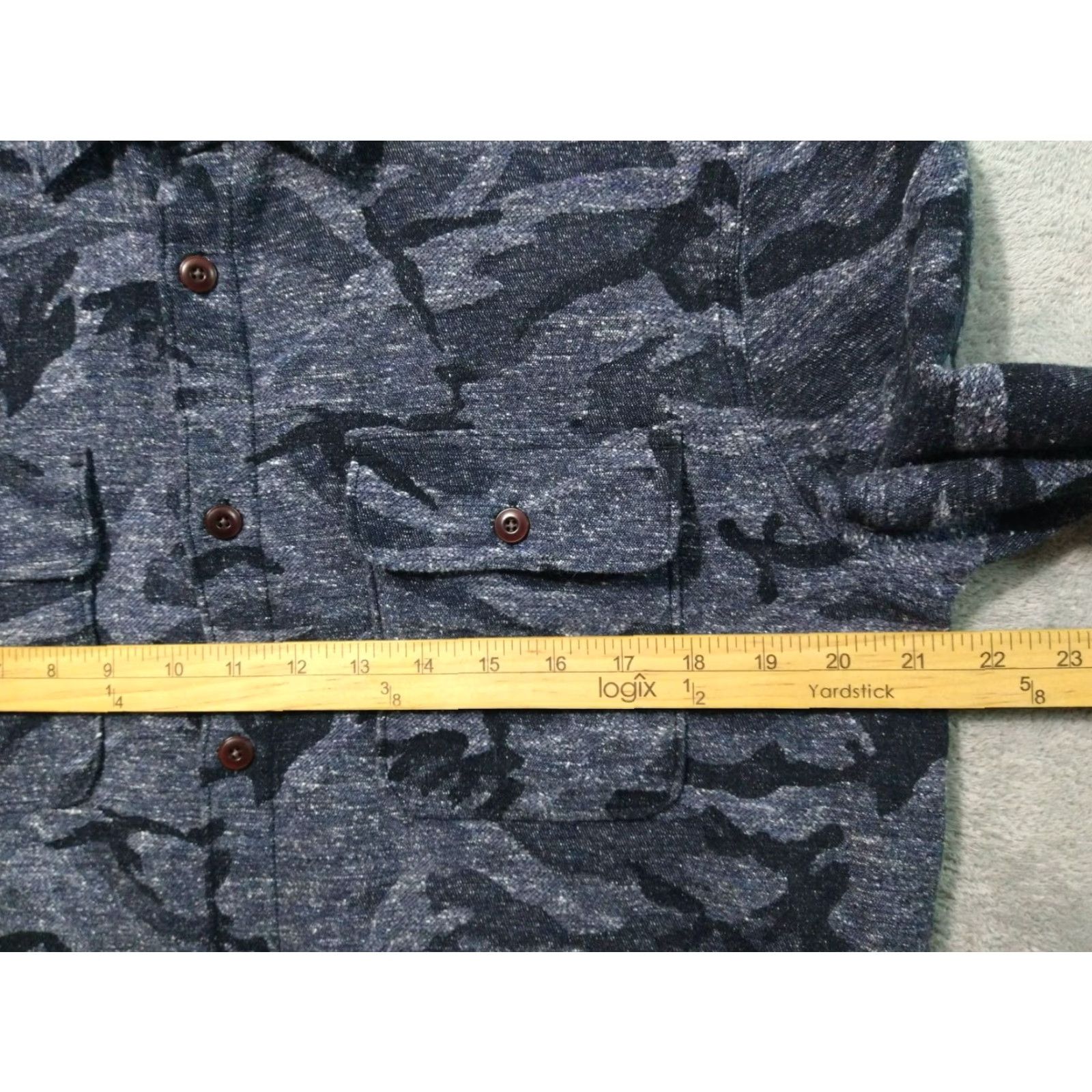 Lucky Brand Lucky Brand Shirt Mens Medium Gray Camo Flannel Classic Fit Long Sleeve Button-Up Size US M / EU 48-50 / 2 - 5 Thumbnail