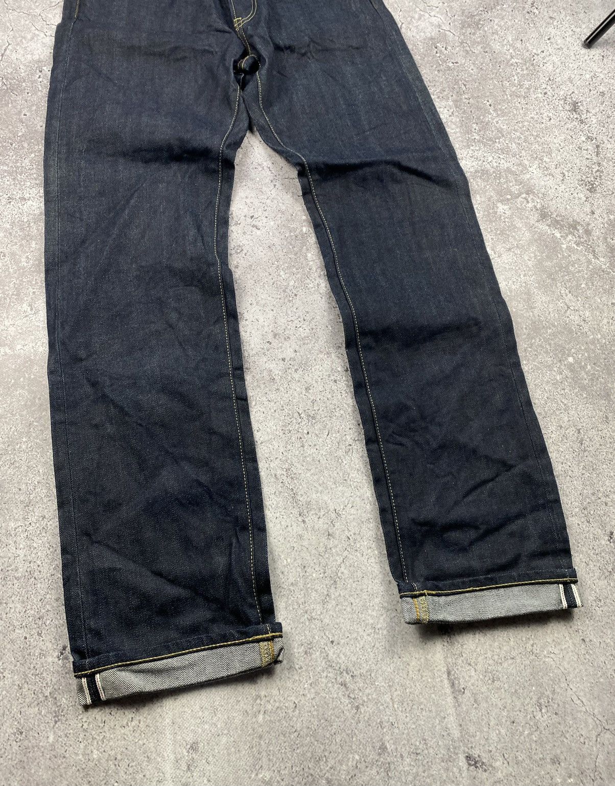 Japanese Brand VINTAGE UNIQLO JAPANESSE SELVEDGE DENIM JEANS RARE Y2K🔥 Size US 32 / EU 48 - 2 Thumbnail