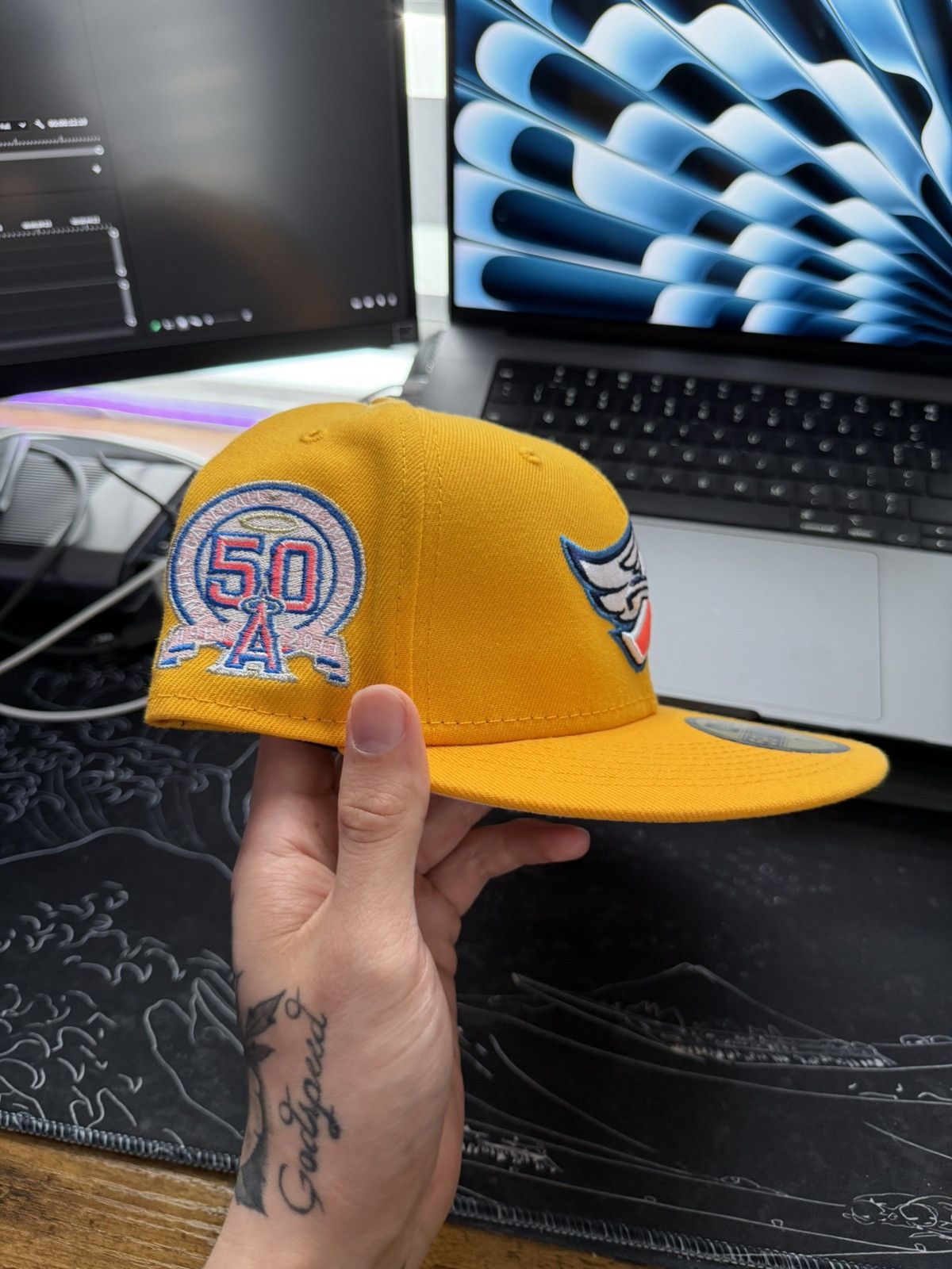 New Era Los Angeles Angels New Era Fitted Size 7 (PINK UV) YELLOW Size ONE SIZE - 2 Thumbnail