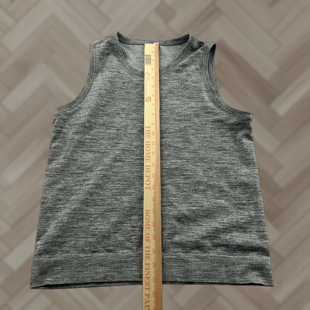 Athleta Athleta Momentum Tank Women's XL Gray Athletic Sleeveless Racerback Top Size XL / US 12-14 / IT 48-50 - 1 Thumbnail