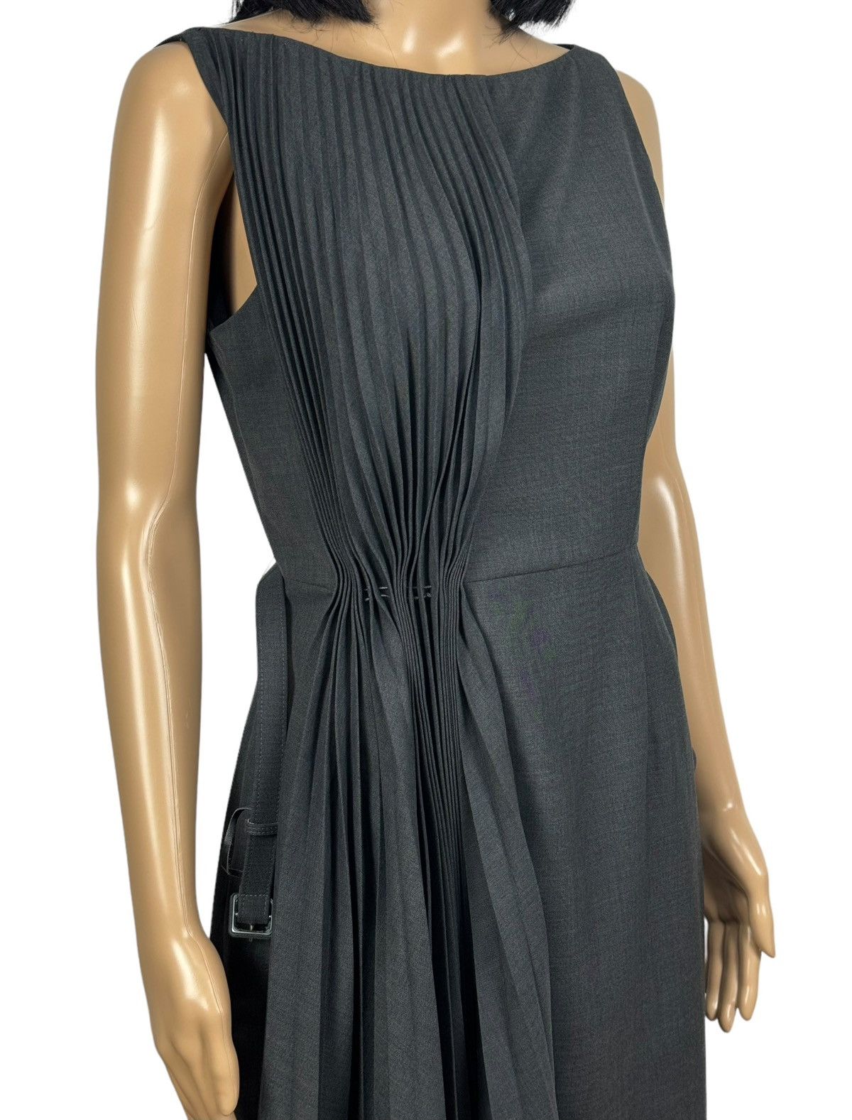 Valentino Valentino Belted Wool-Polyester Pleated Dress size 8 Size S / US 4 / IT 40 - 11 Thumbnail
