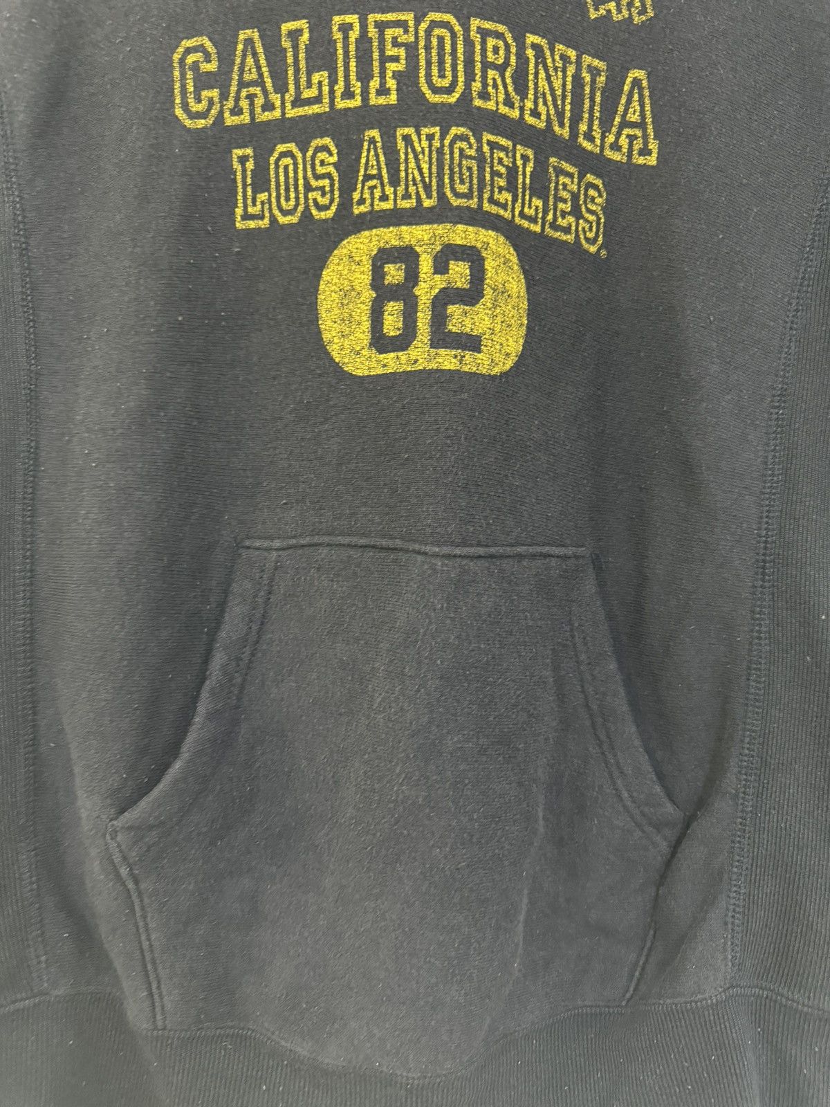 Champion 💥VINTAGE CHAMPIONS REVERSE WEAVE X UCLA HOODIE Size US M / EU 48-50 / 2 - 4 Thumbnail