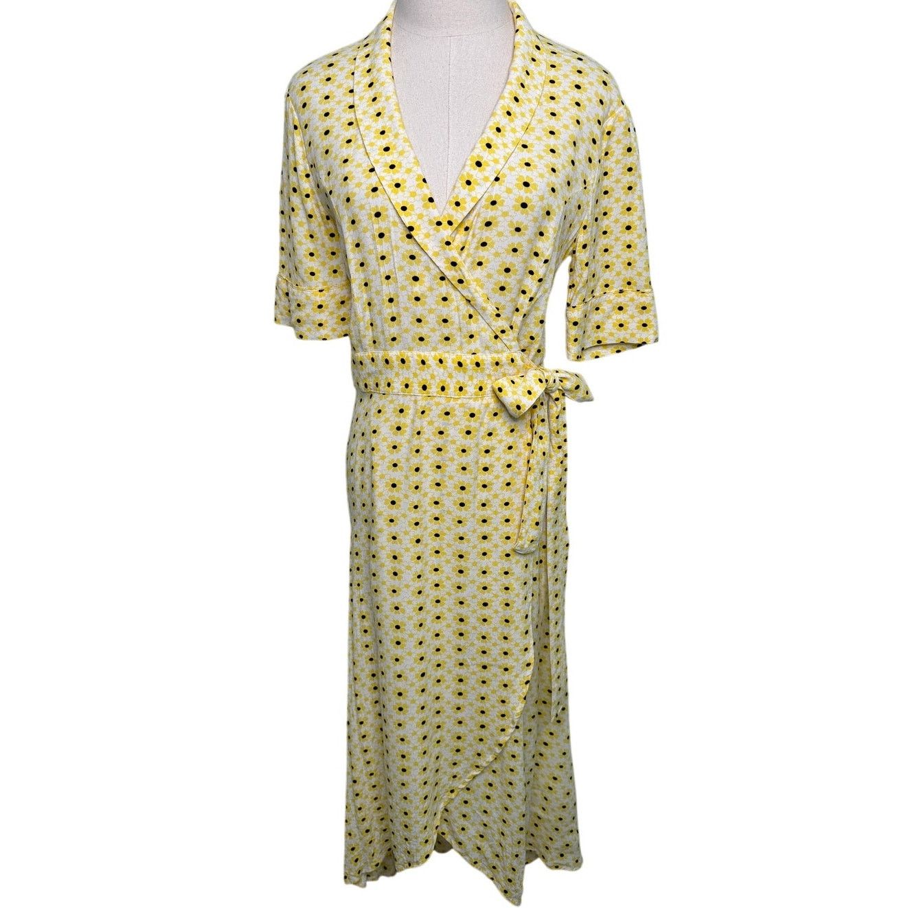 Ganni Ganni Sunflower Polkadot Wrap Dress Pippa Middleton 36 US 4 Size S / US 4 / IT 40 - 10 Thumbnail