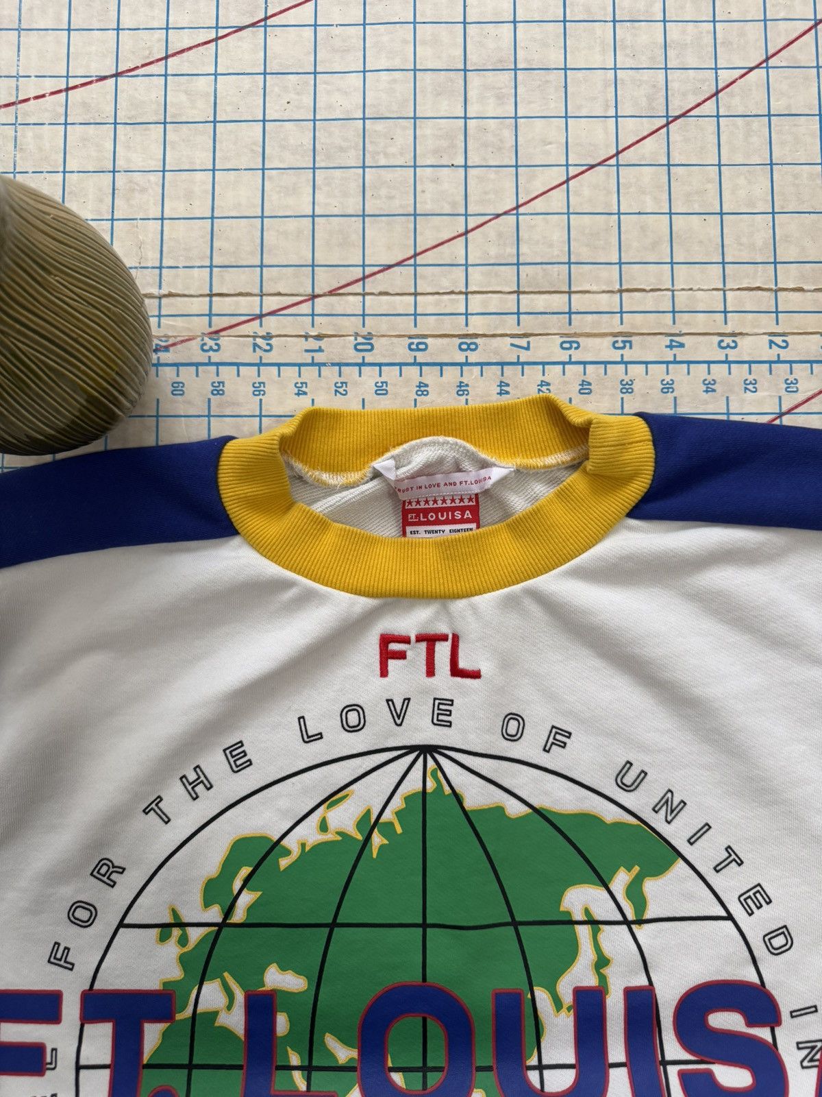 Other Ft. Louisa FTL Multi Color Panel Crewneck Sweater Medium Size US M / EU 48-50 / 2 - 5 Thumbnail