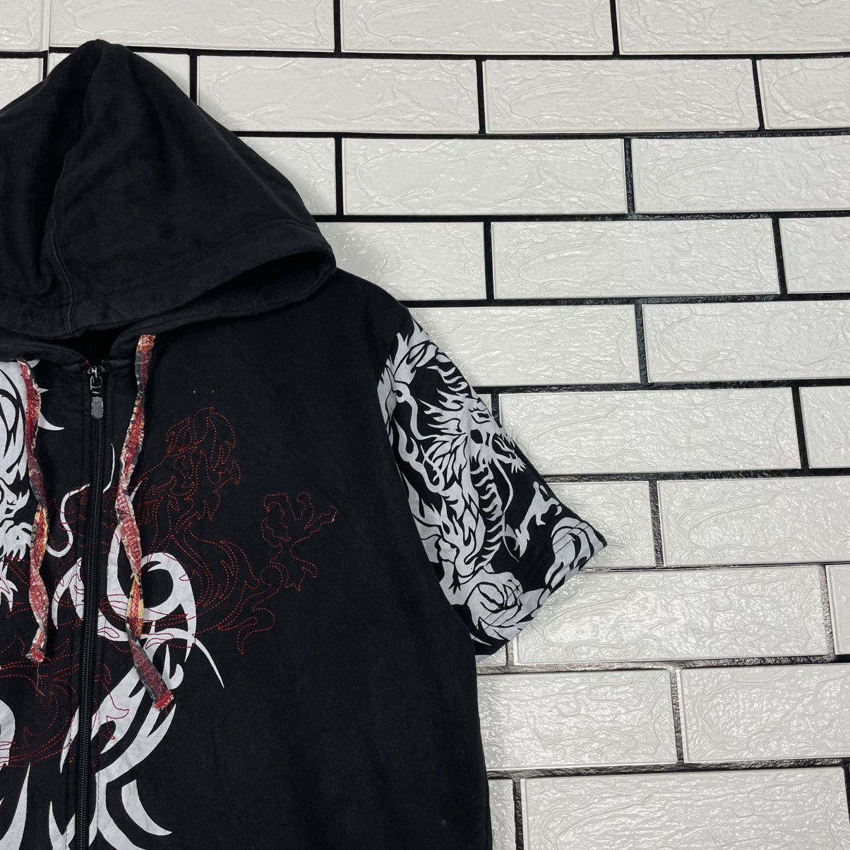 Japanese Brand M. Board Dragon Sukajan Short Sleeve Hoodie Size US M / EU 48-50 / 2 - 5 Thumbnail
