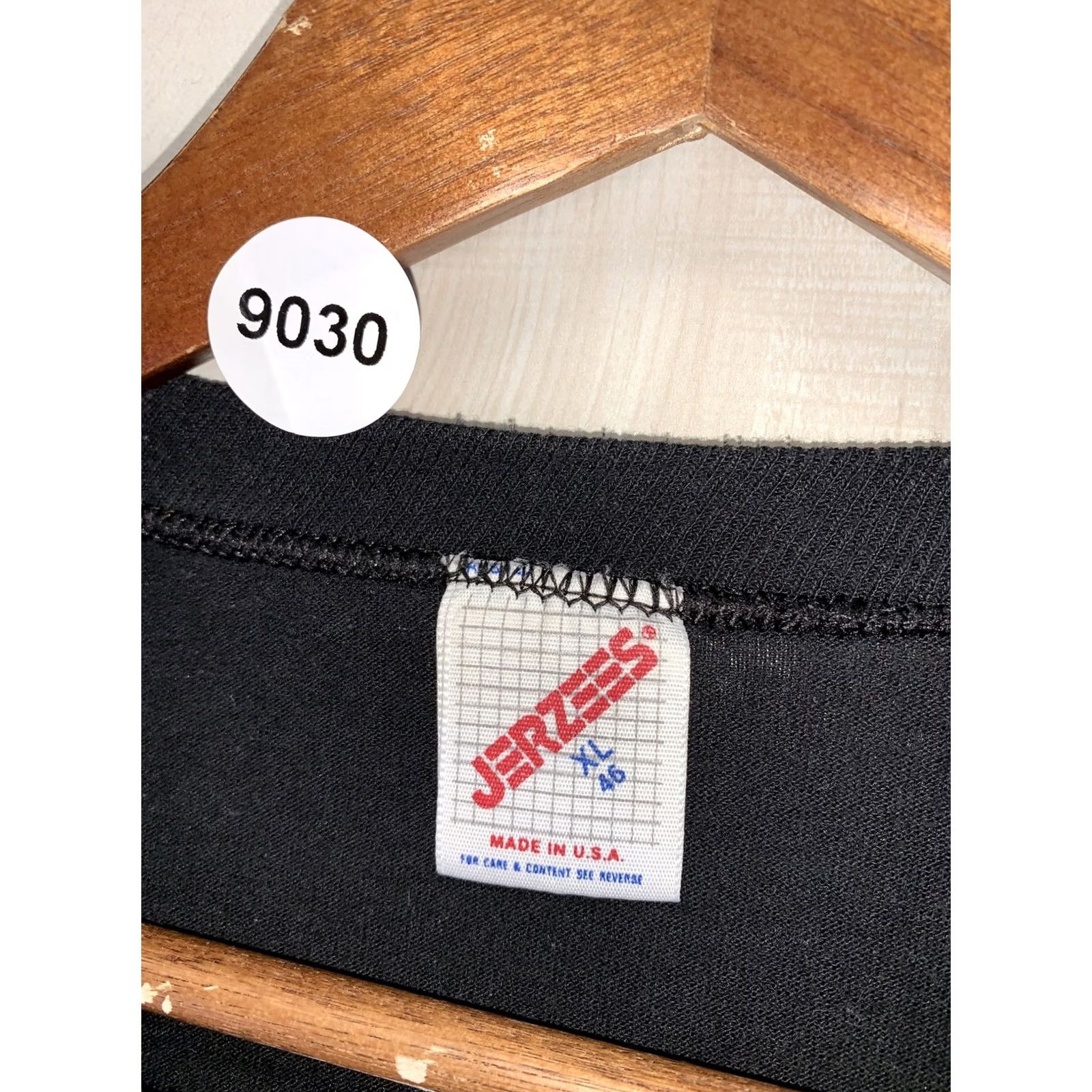 Jerzees VINTAGE Jerzees Mens Nothin’But Net Single Stitch T Shirt XL USA Made-9030 Shirt Mens XL Black Cotton Blend 80s 90s USA Net Boys/Girls Womens Mens Size US XL / EU 56 / 4 - 4 Thumbnail