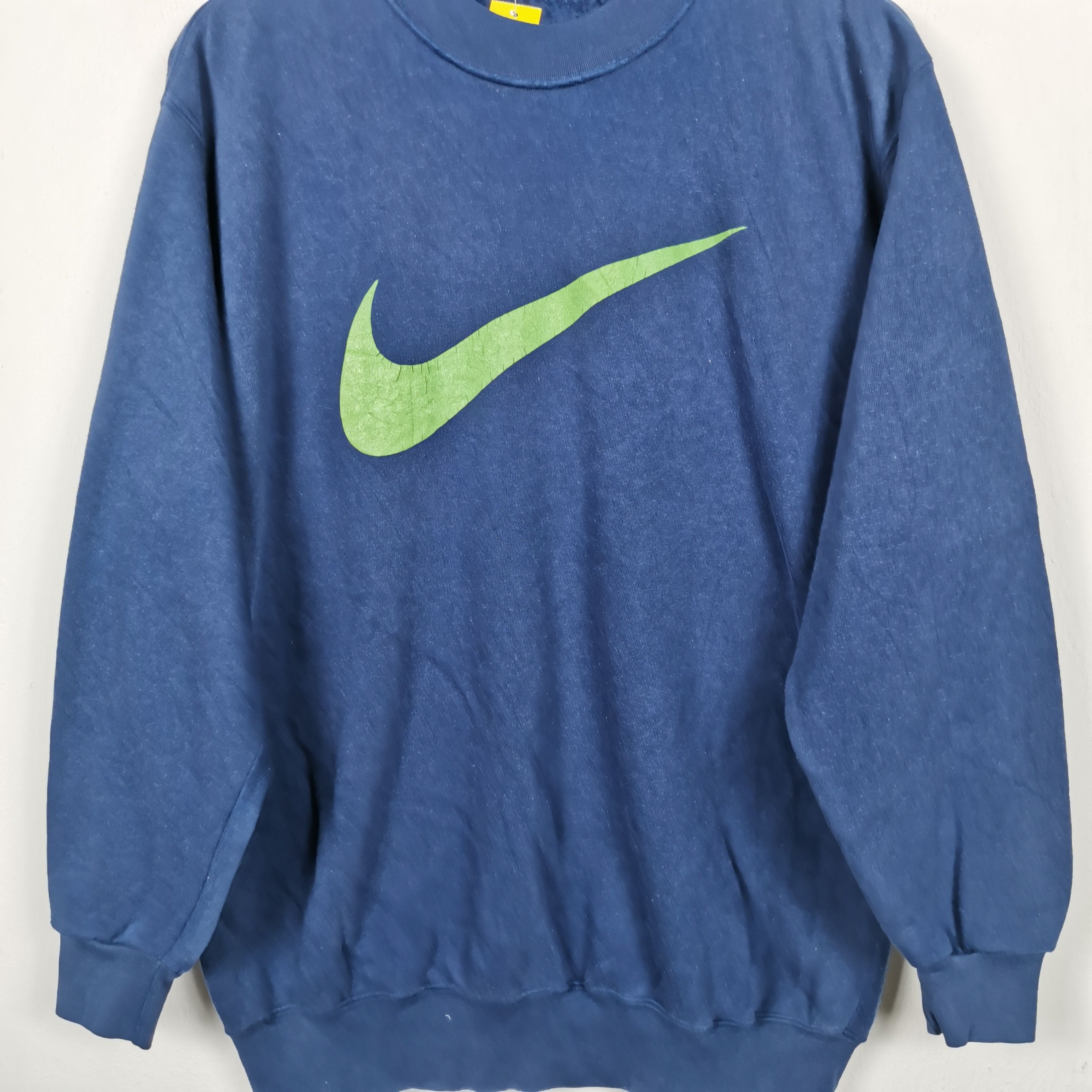 Nike Vintage 90s Nike Sweatshirt Jumper Nike Swoosh Sweater Size US L / EU 52-54 / 3 - 4 Thumbnail