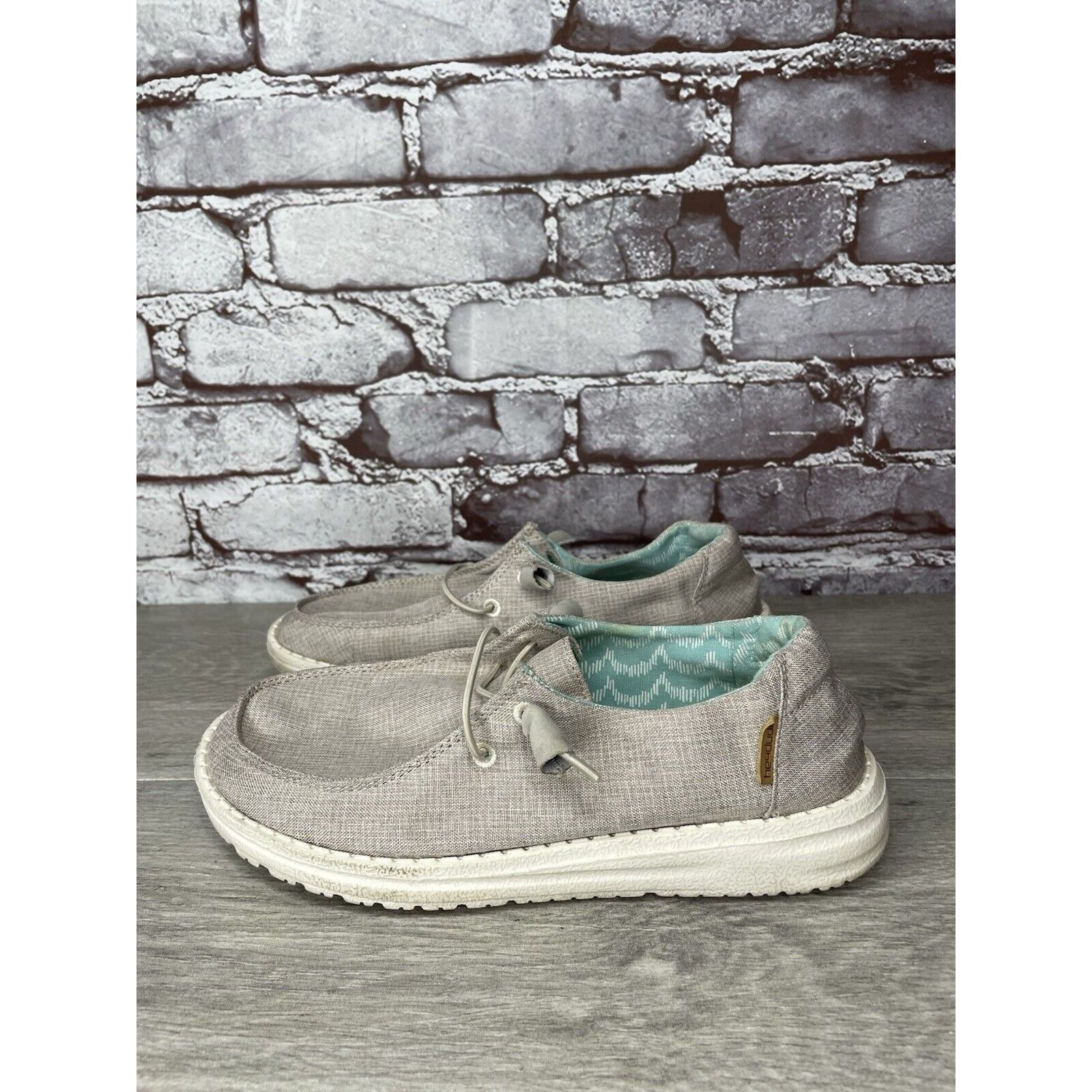 Other Hey Dude Chambray Beige Gray Casual Slip On Casual Shoes Wom Size US 6 / IT 36 - 6 Thumbnail
