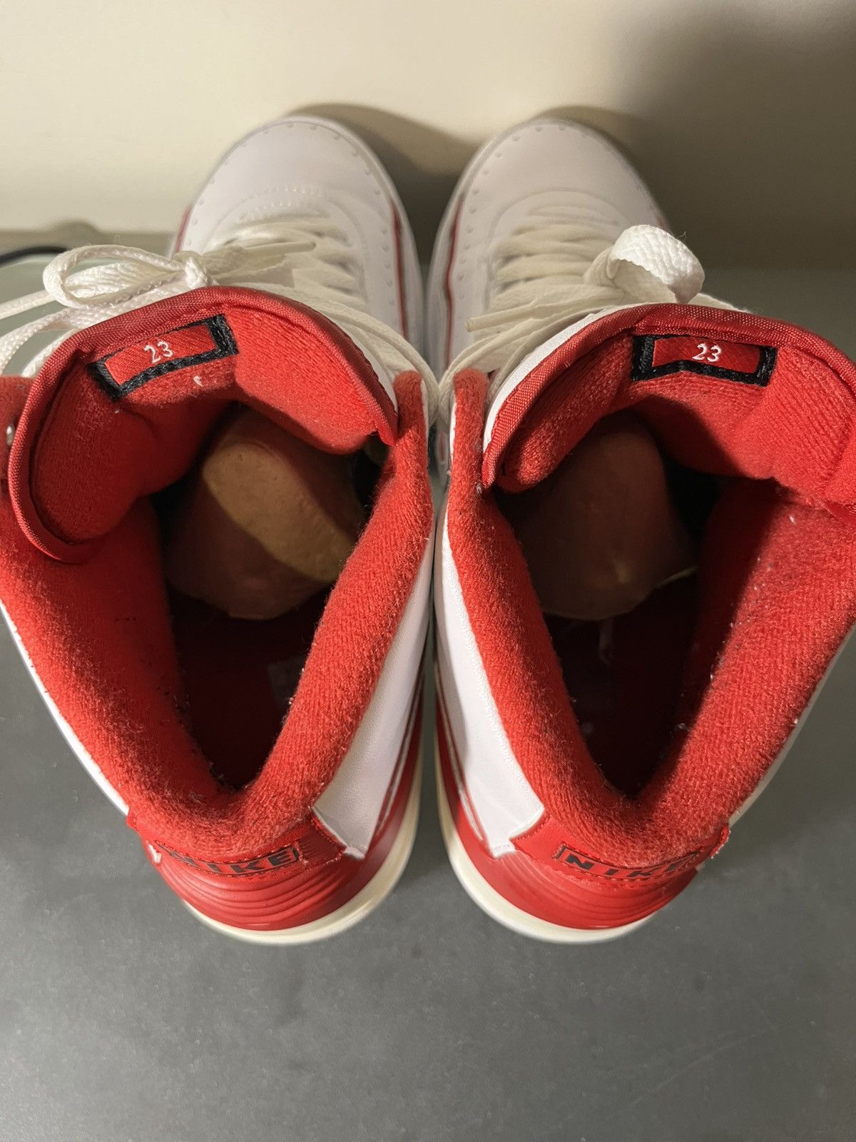 Jordan Brand Nike Air Jordan 2 White Red 2014 Size US 11.5 / EU 44-45 - 6 Thumbnail