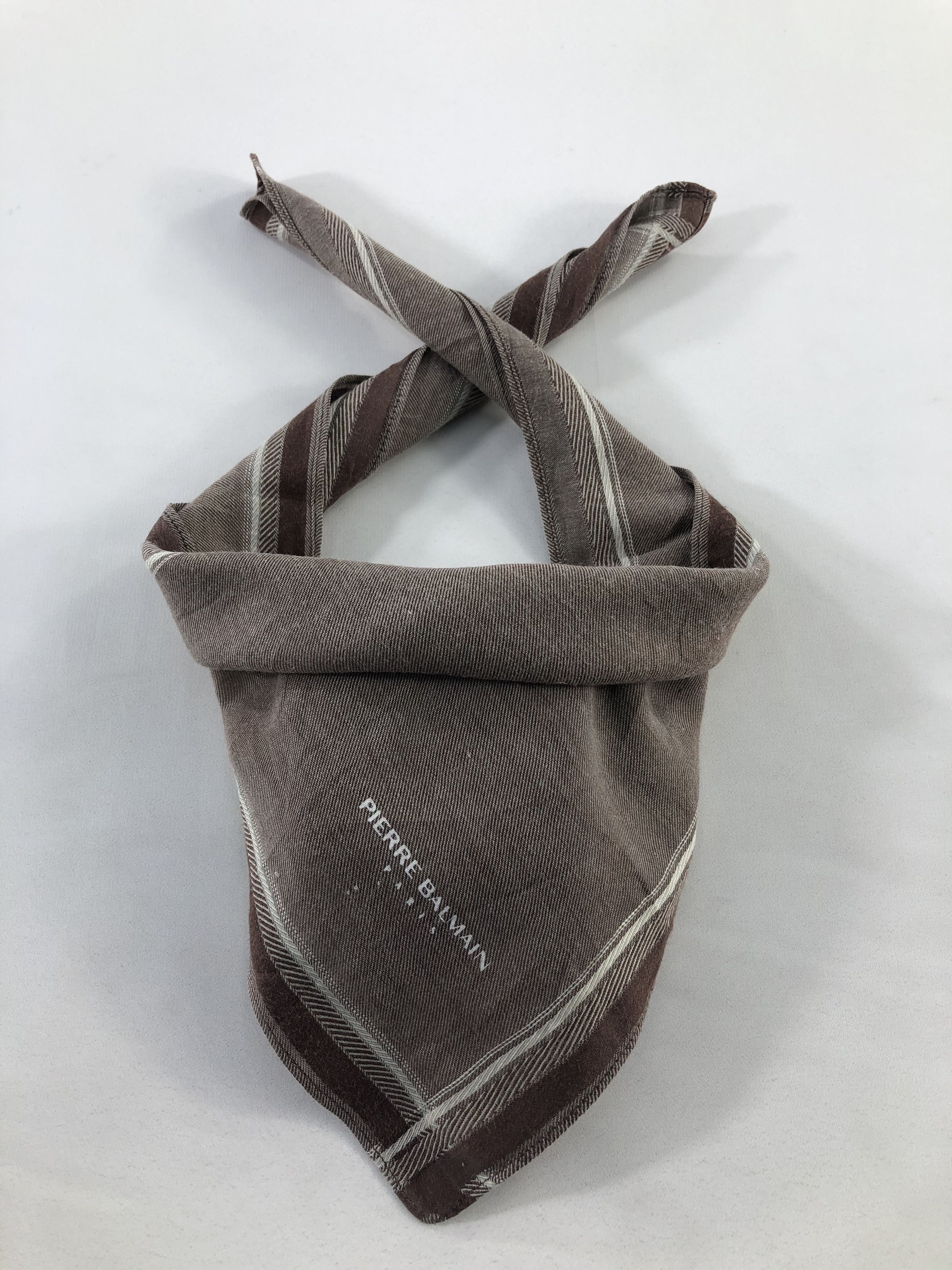 Pierre Balmain Pierre Balmain Handkerchief / Bandana / Neckerchief Size ONE SIZE - 1 Thumbnail