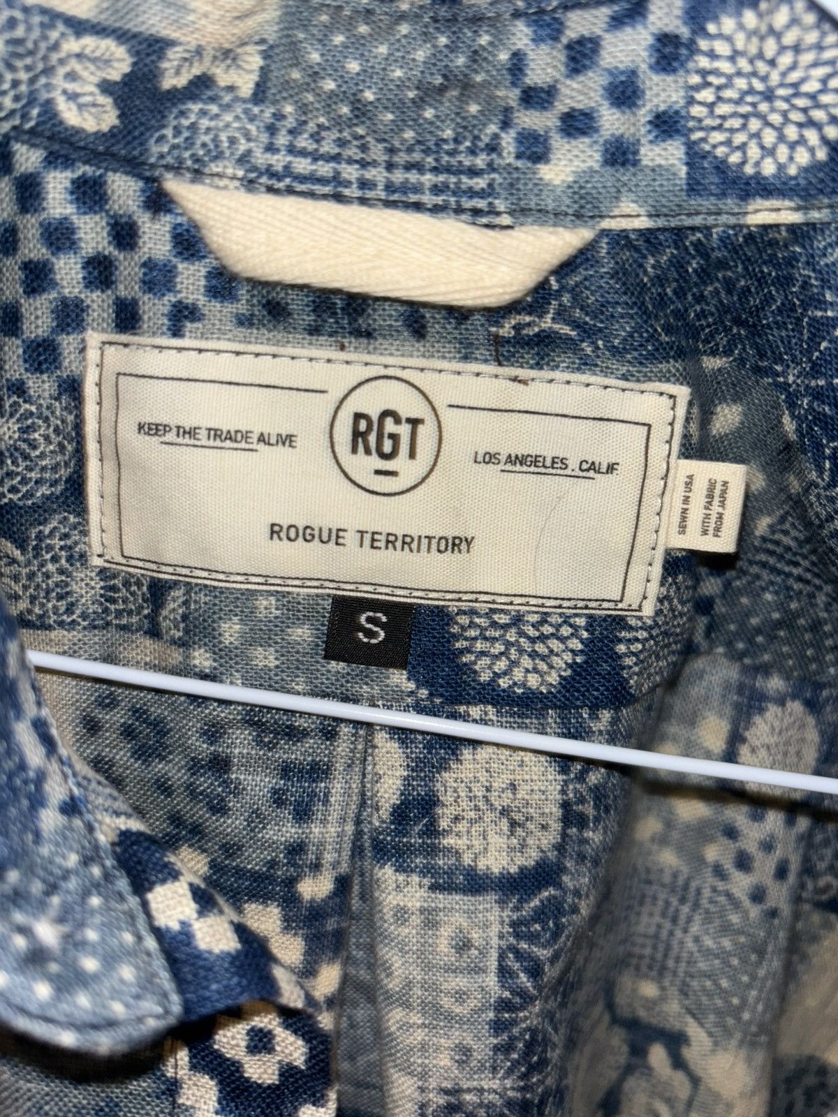 Rogue Territory Rogue Territory - Blue Bandana Button Up Shirt Size US S / EU 44-46 / 1 - 3 Thumbnail