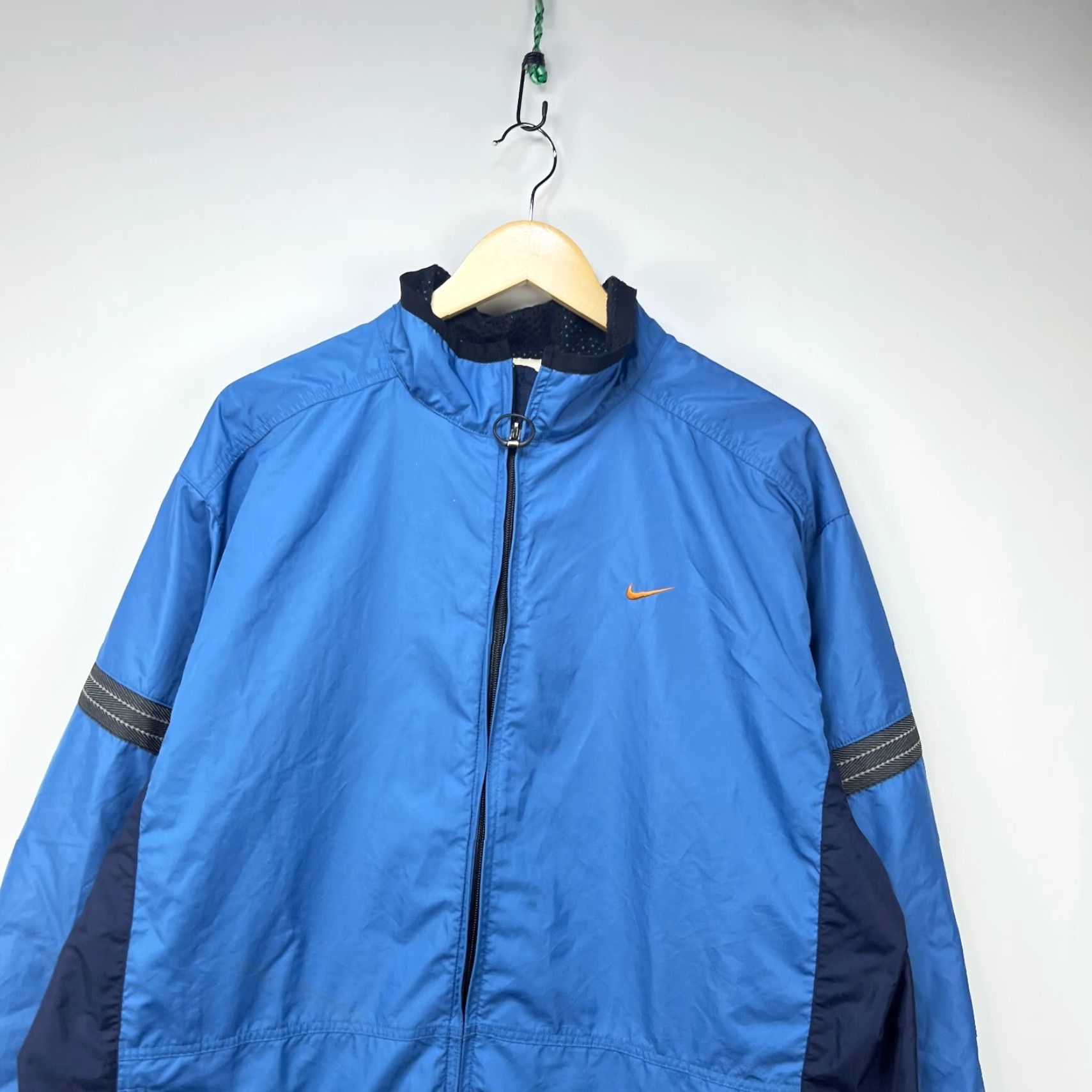 Nike VINTAGE Nike 90s F.I.T. Windbreaker Jacket XL Men Blue Windbreaker 90s Nike Mens XL Size US XL / EU 56 / 4 - 2 Thumbnail