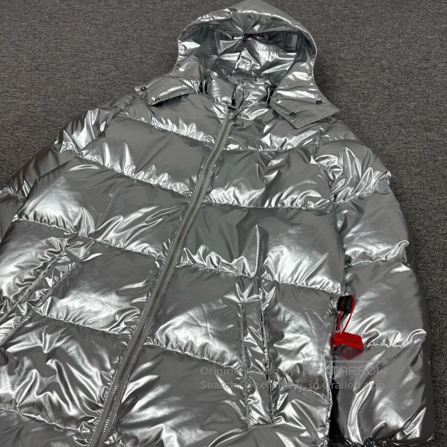 Louis Vuitton Louis Vuitton size 34 Silver glossy finish; long-length ho Size S / US 4 / IT 40 - 3 Thumbnail
