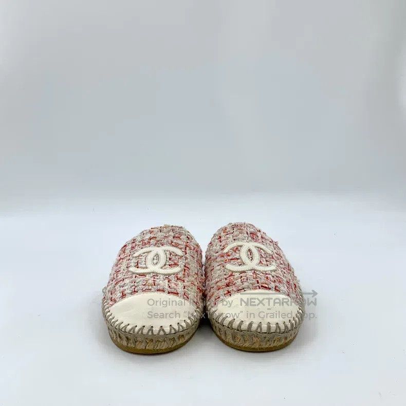 Chanel Chanel Colour-matched logo woven tweed fisherman's head sl Size US 5.5 / IT 35.5 - 3 Thumbnail