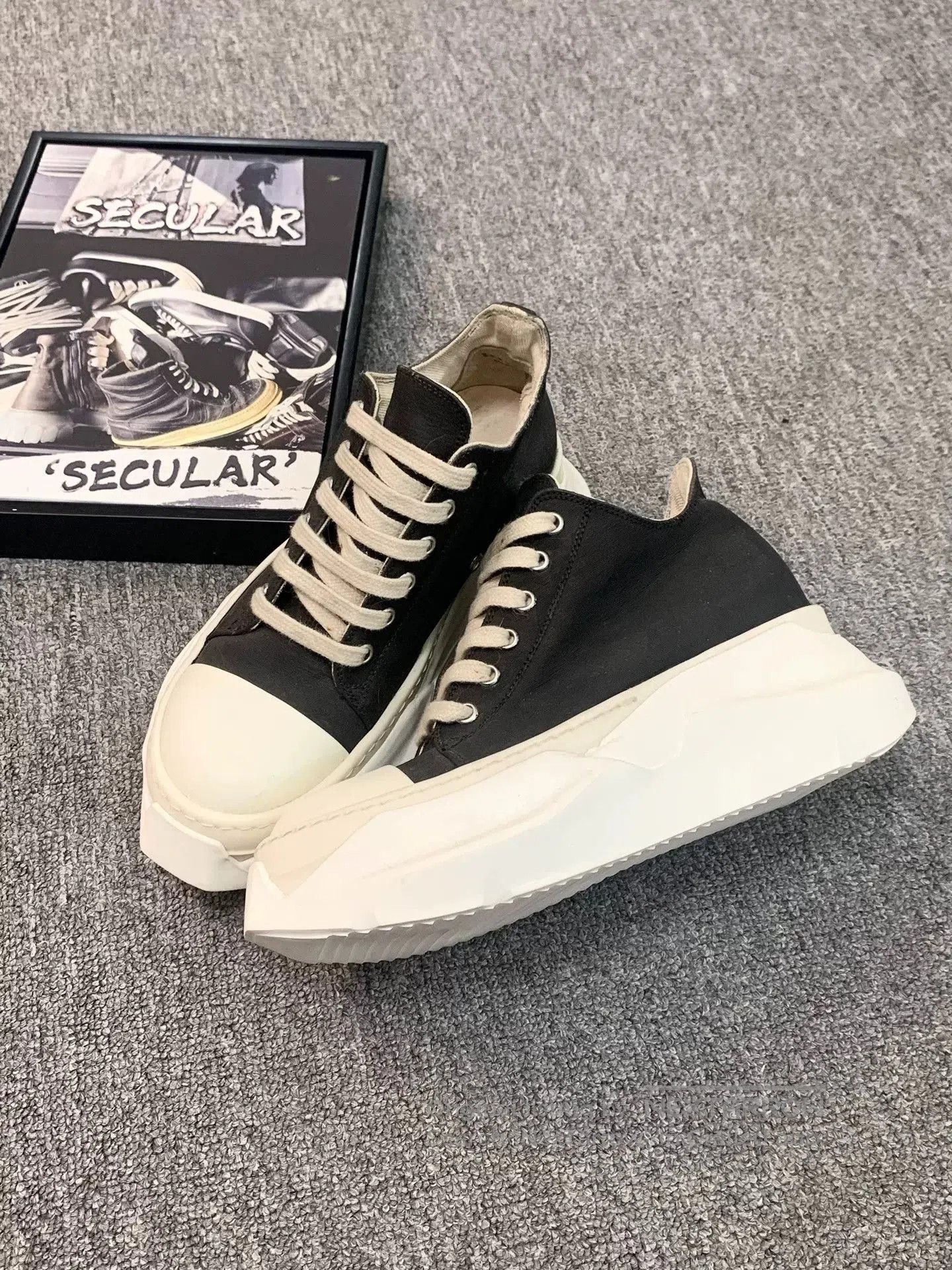 Rick Owens Rick Owens Thick Sole Low. Size US 5 / IT 35 - 4 Thumbnail