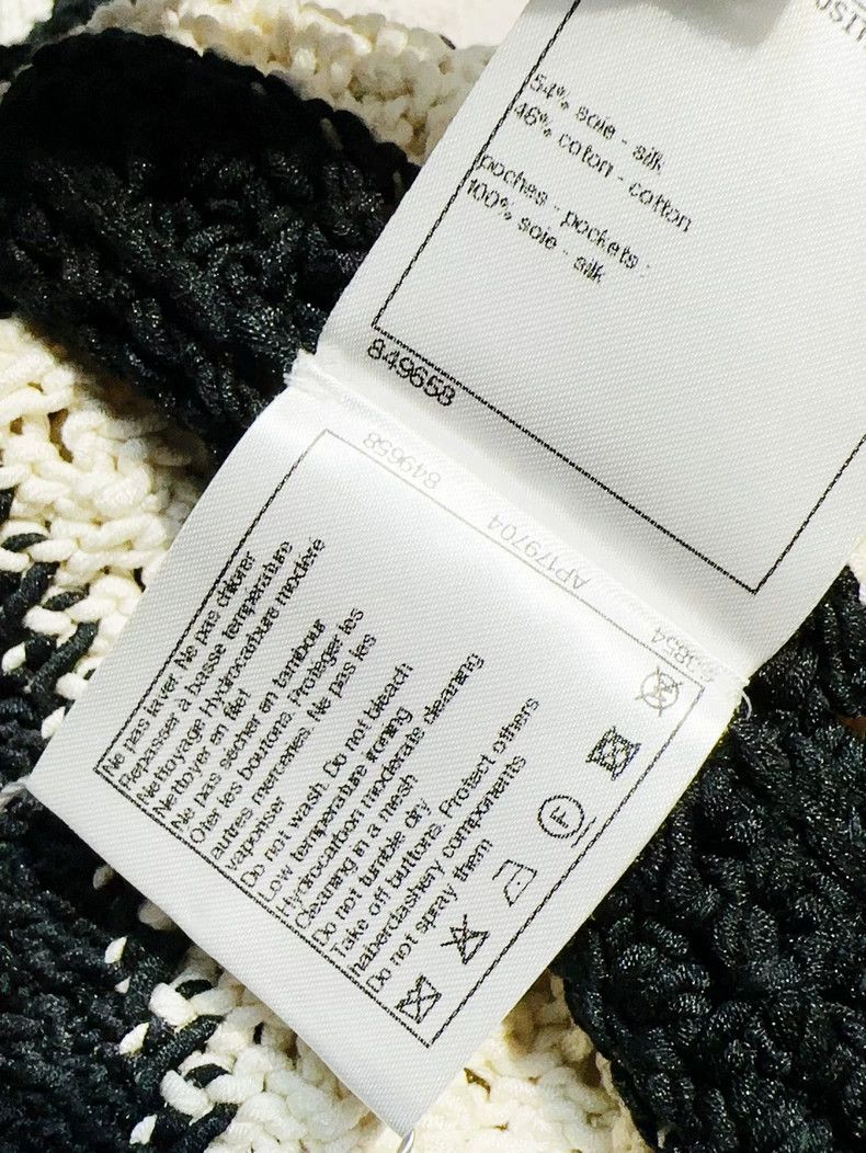 Chanel Chanel 22C early spring black and white hollow woven cardi Size XS / US 0-2 / IT 36-38 - 7 Thumbnail