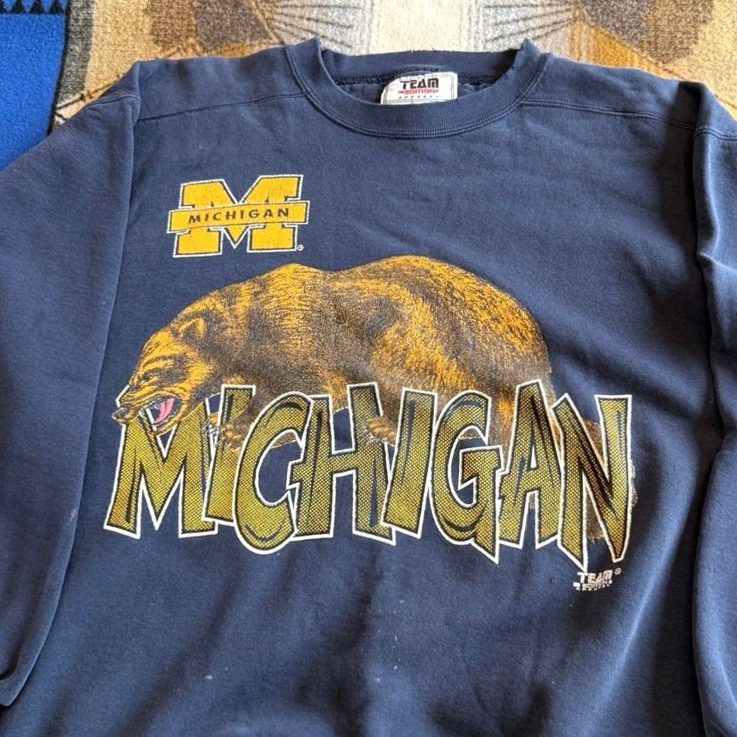 Vintage VINTAGE University Of Michigan Wolverines Crewneck Sweatshirt XL 90s Blue Mens Size US XL / EU 56 / 4 - 2 Thumbnail