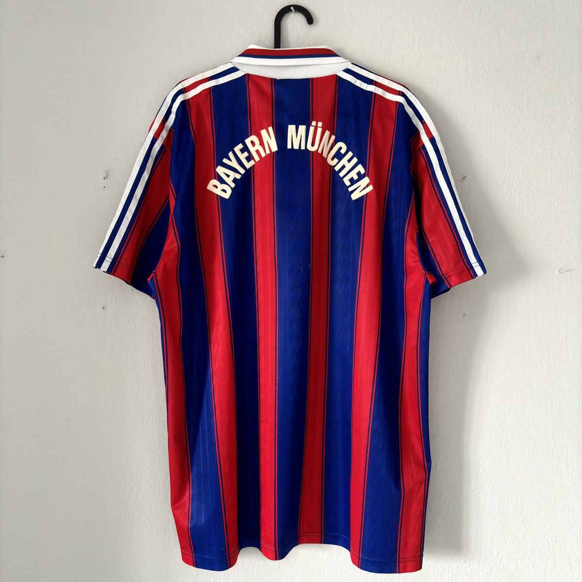 Adidas × Vintage 1995 1997 Bayern Munich Vintage Home Soccer Tee Jersey Shirt Size US XL / EU 56 / 4 - 7 Thumbnail