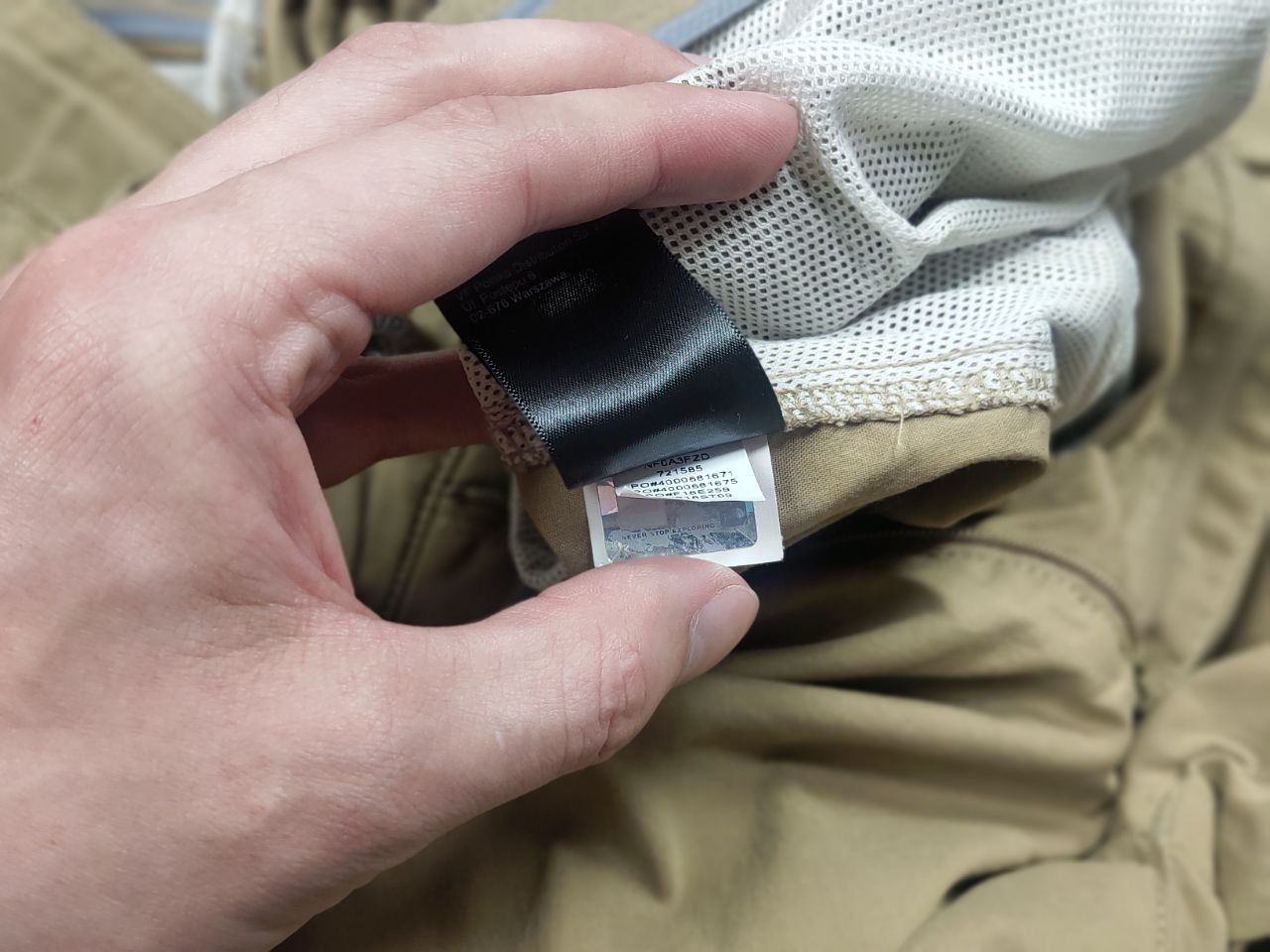 The North Face The North Face Beige Nylon Zip Trouser Pants Vintage Style Size US 34 / EU 50 - 17 Thumbnail