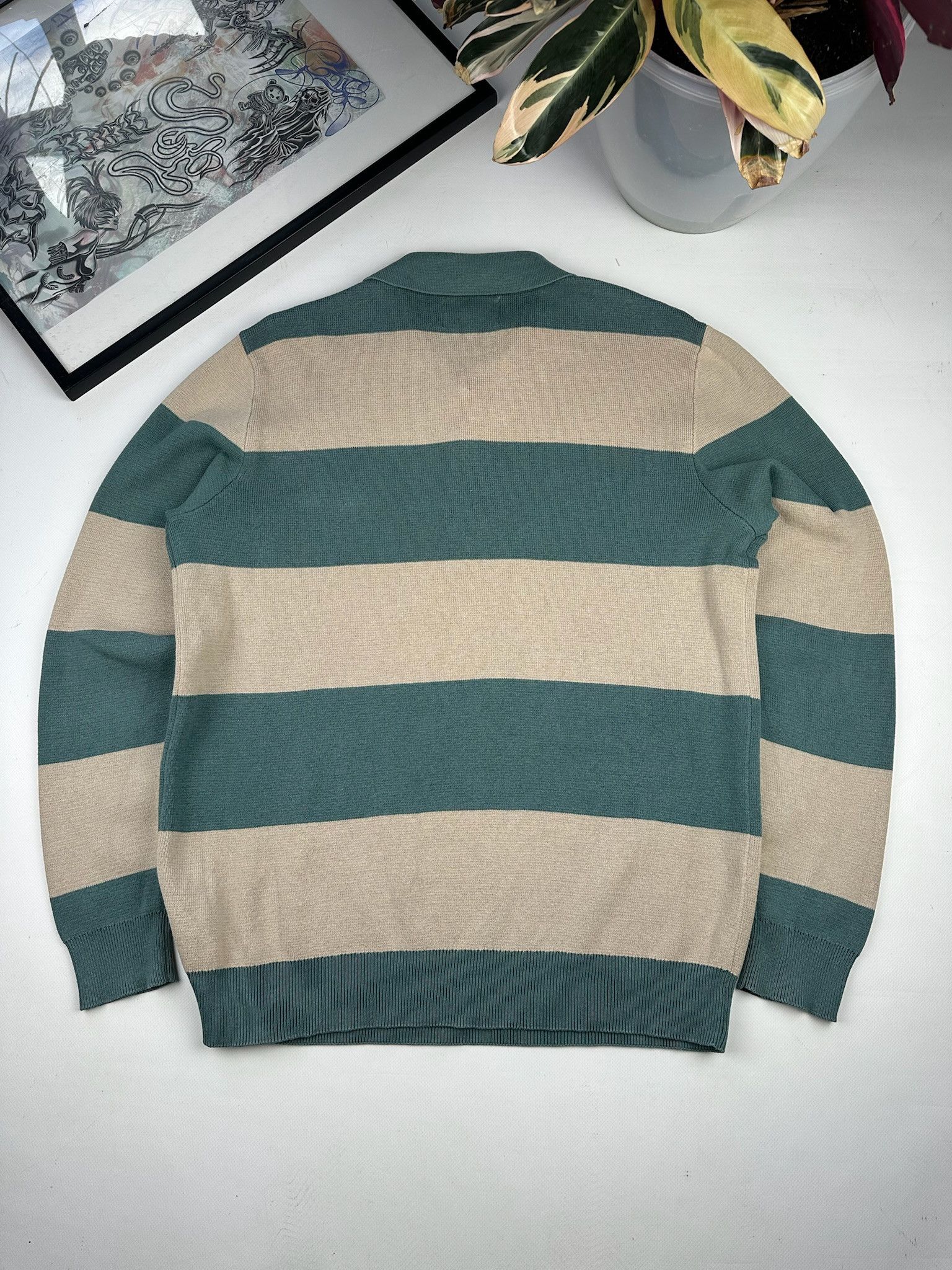 Folk $140 RRP New Folk Dk Teal Stone 3 BOTT. sweater size L Size US L / EU 52-54 / 3 - 5 Thumbnail