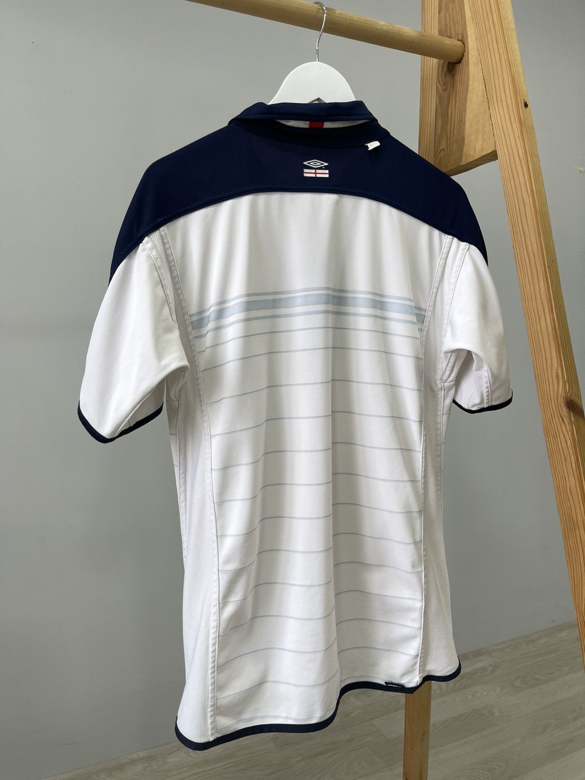 Umbro Vintage 2003/2005 Umbro England Reversible Home Kit Jersey Size US M / EU 48-50 / 2 - 7 Thumbnail