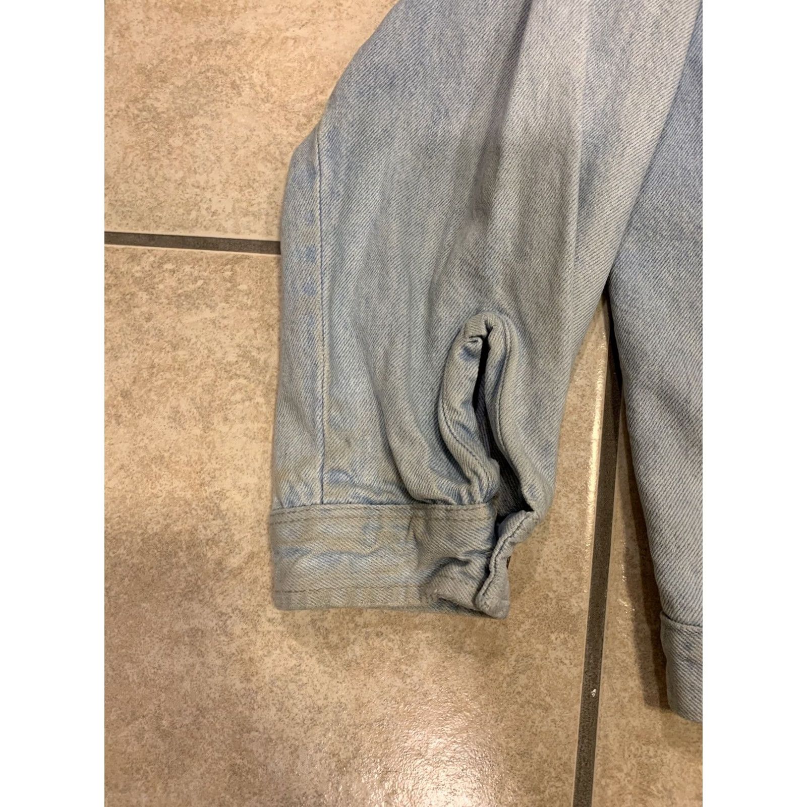 Denime VINTAGE Women's Plus 1X Vivaldi Denim Blue Jean Trucker Jacket Shirt Womens Plus 1X Blue Denim Jacket Size 40" / US 18 - 5 Thumbnail