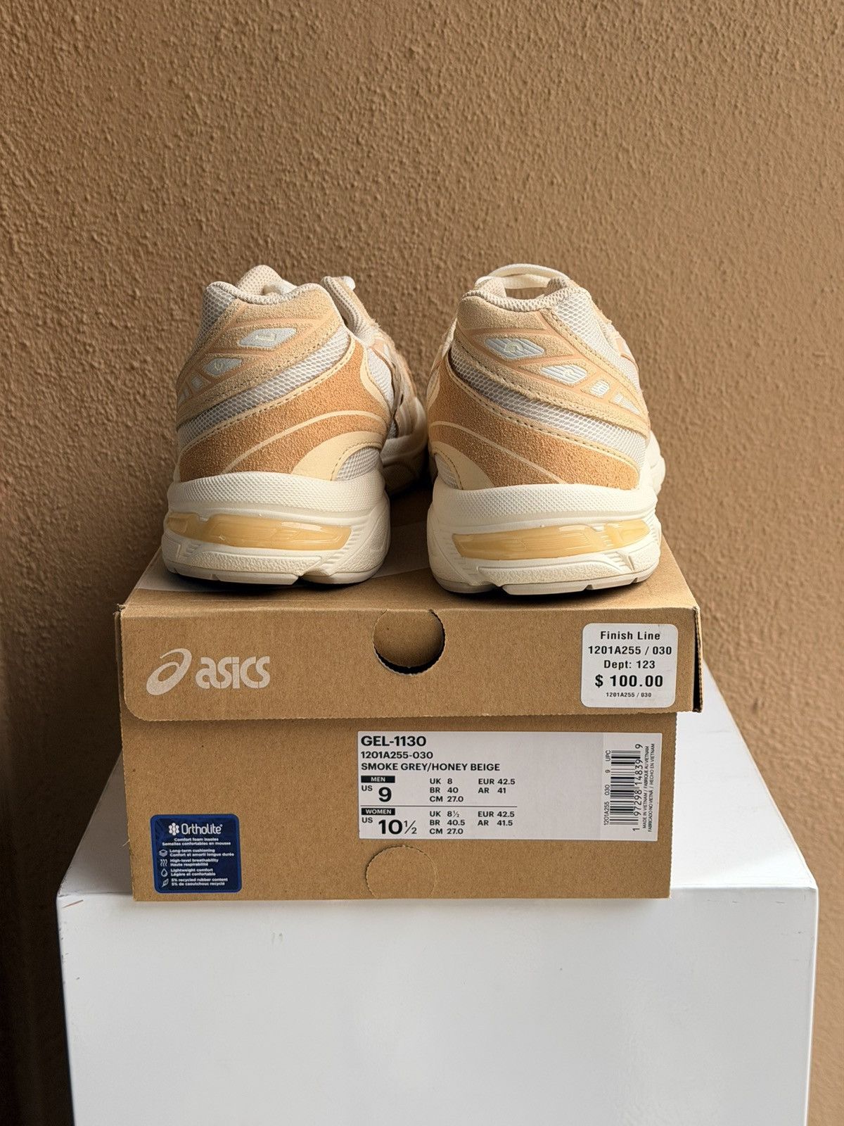 Asics ASICS Gel-1130 Honey Beige Size 9 Smoke Grey Cream Size US 9 / EU 42 - 6 Thumbnail