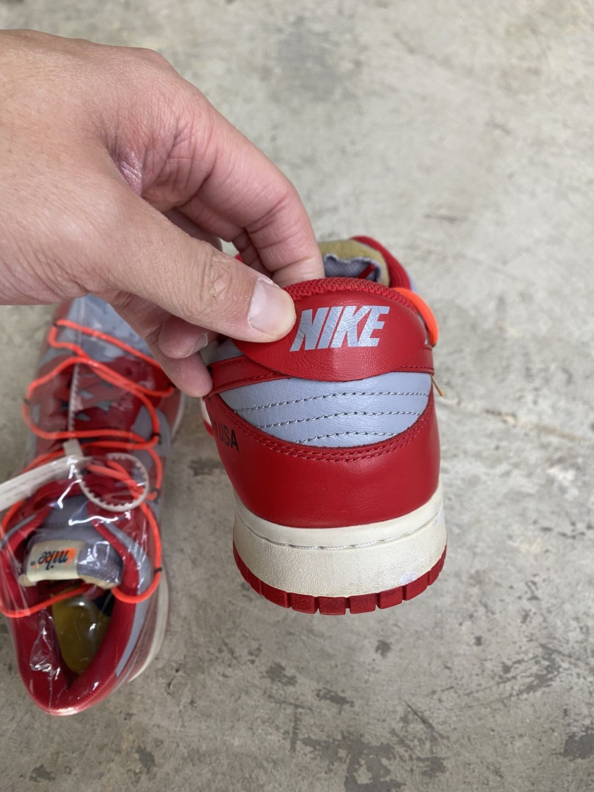 Nike × Off-White Nike Off White University Red Dunk Low Size US 10.5 / EU 43-44 - 3 Thumbnail