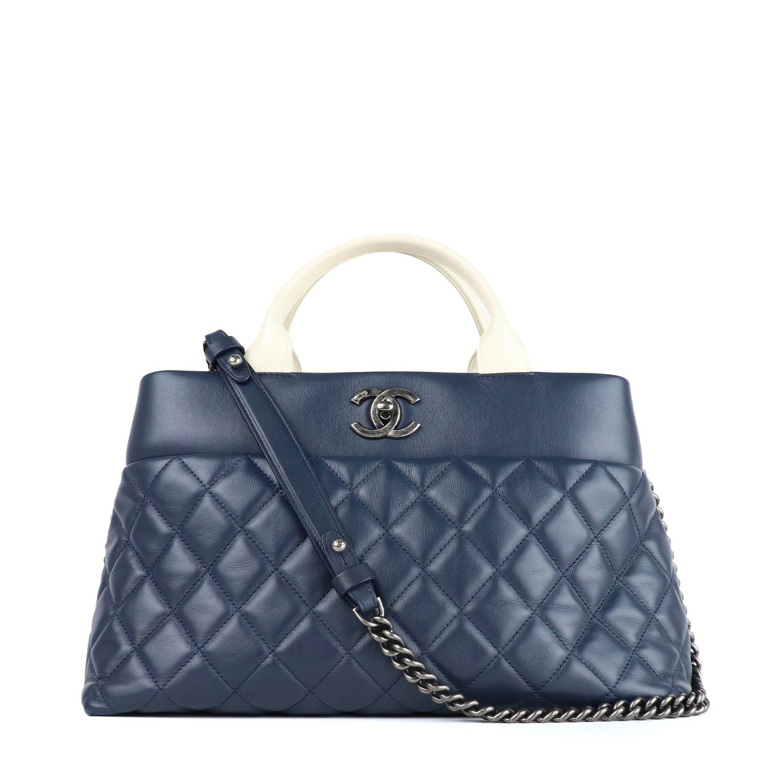 image of Chanel Chanel Handbags Portobello in Blue, Women's