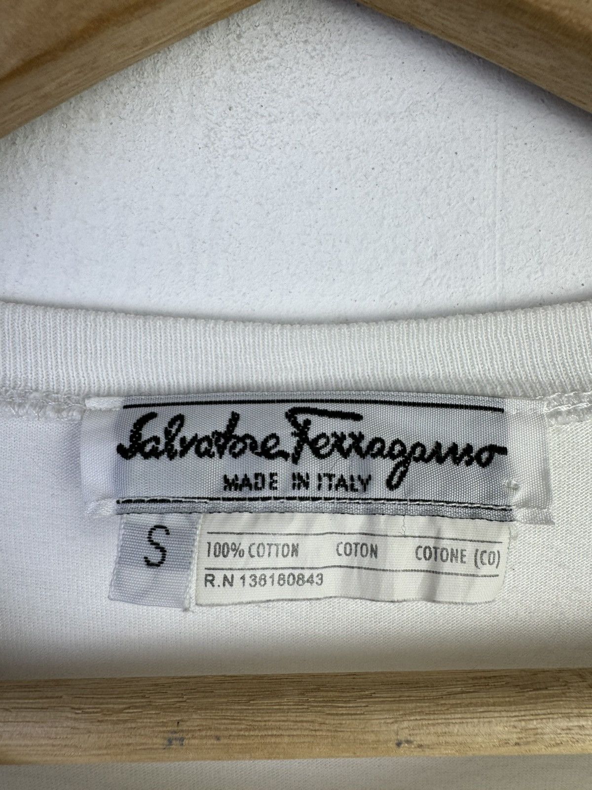 Salvatore Ferragamo Vintage Salvatore Ferragamo long-sleeved t-shirt Size S / US 4 / IT 40 - 4 Thumbnail