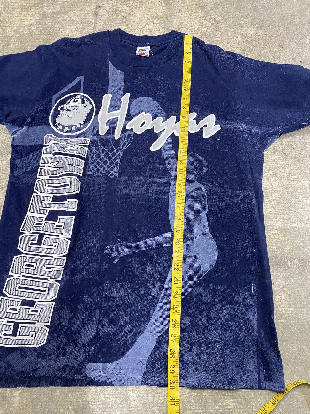 NCAA × Vintage Vintage 90s Georgetown Hoyas Basketball AOP T-Shirt Size US XL / EU 56 / 4 - 7 Thumbnail