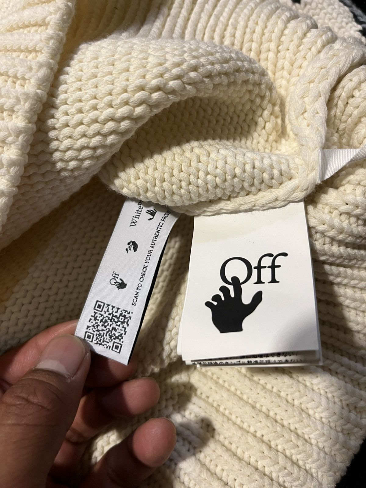 Off-White Off White Graffiti Puppet Large DEADSTOCK 2013 Seasonal Knit Size US L / EU 52-54 / 3 - 6 Thumbnail