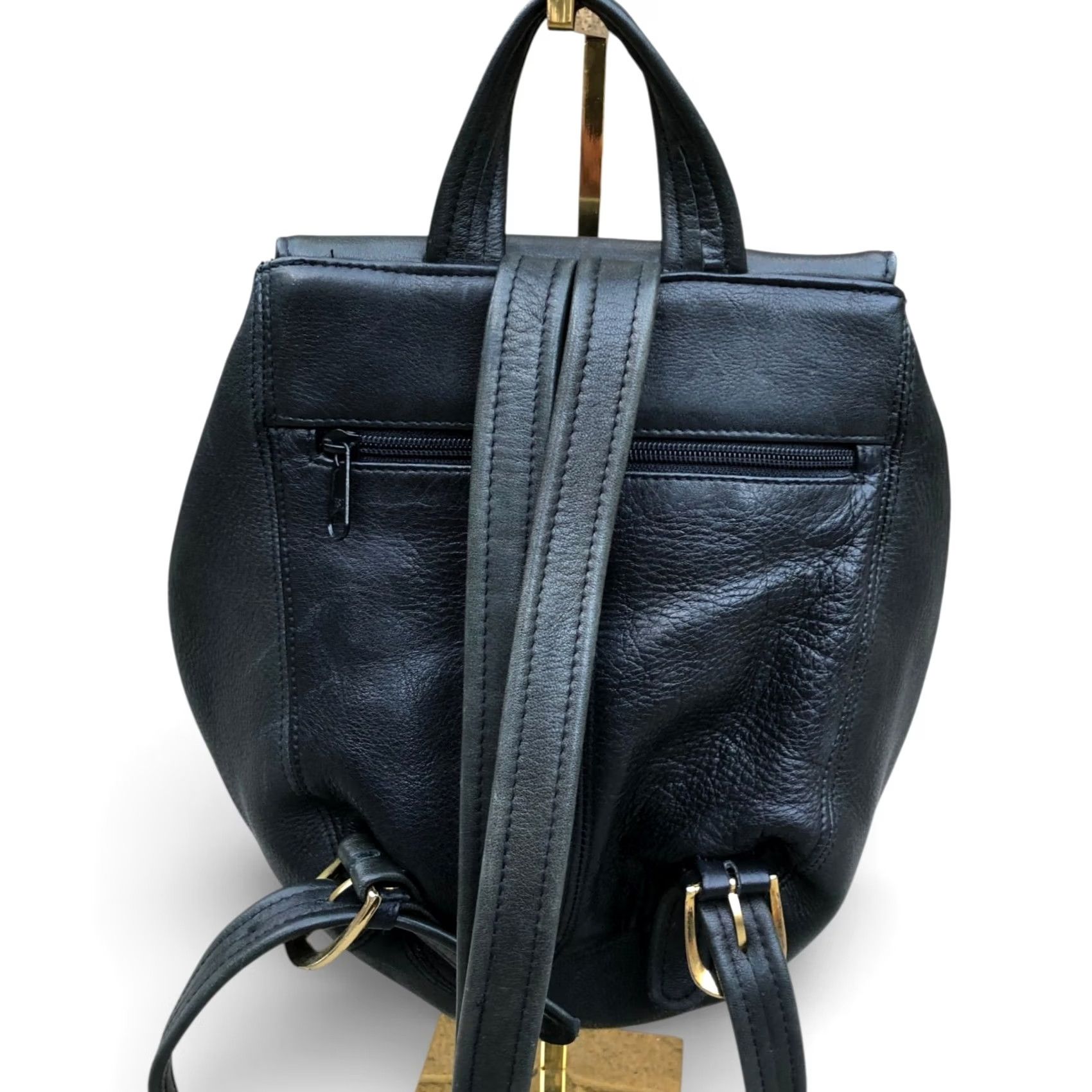 Vintage TIGNANELLO Buckle Leather Backpack Women's Black Bag Size ONE SIZE - 2 Thumbnail