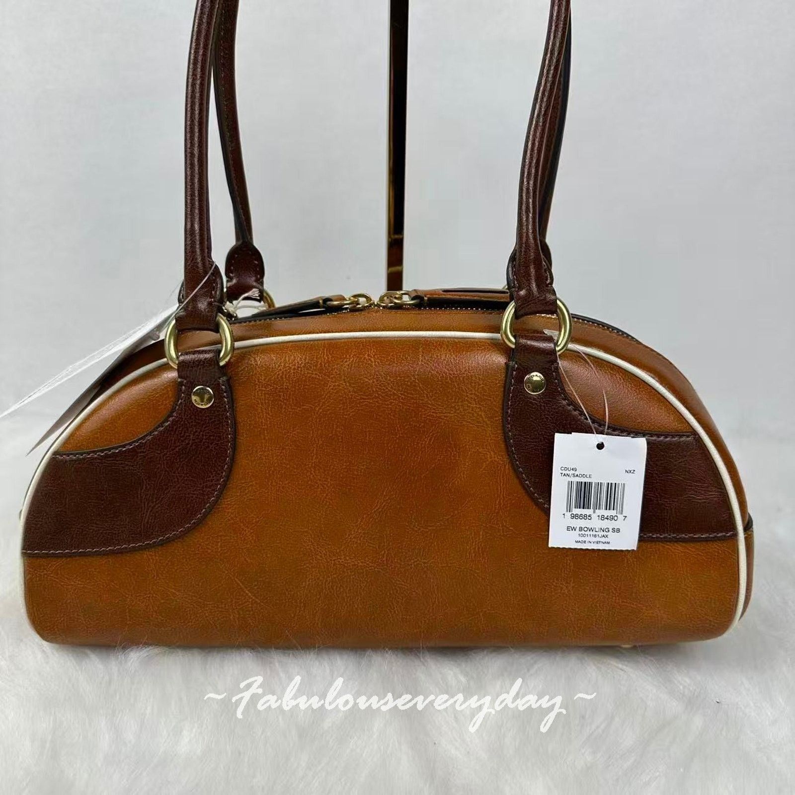 Coach Coach Coachtopia Bowling Shoulder Bag Tan/Saddle CDU49 NWT Size ONE SIZE - 5 Thumbnail