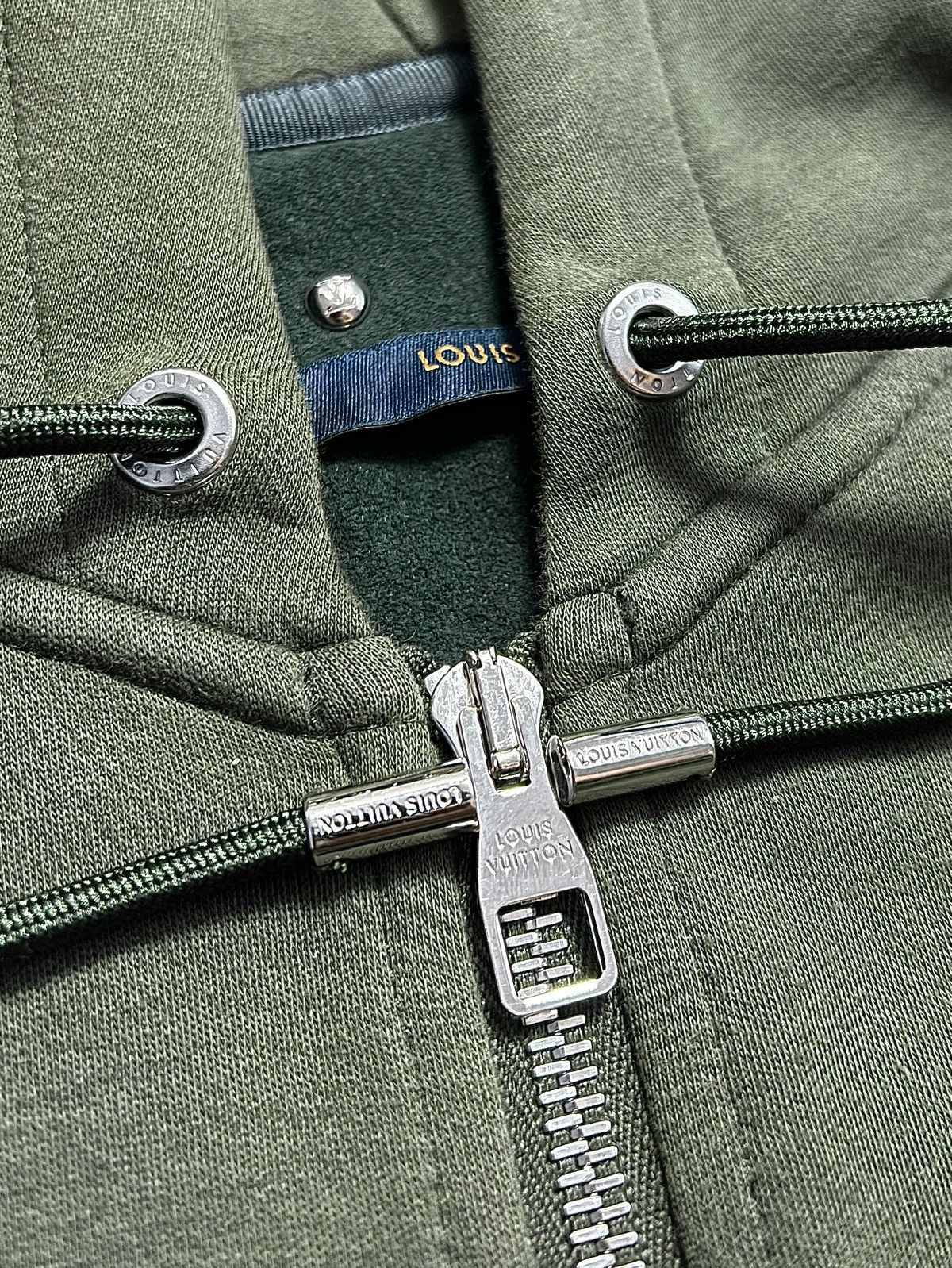 Louis Vuitton LOUIS VUITTON Sweatsuit LV Logo Cotton Zip Hoodie/Pants Set Size US M / EU 48-50 / 2 - 9 Thumbnail