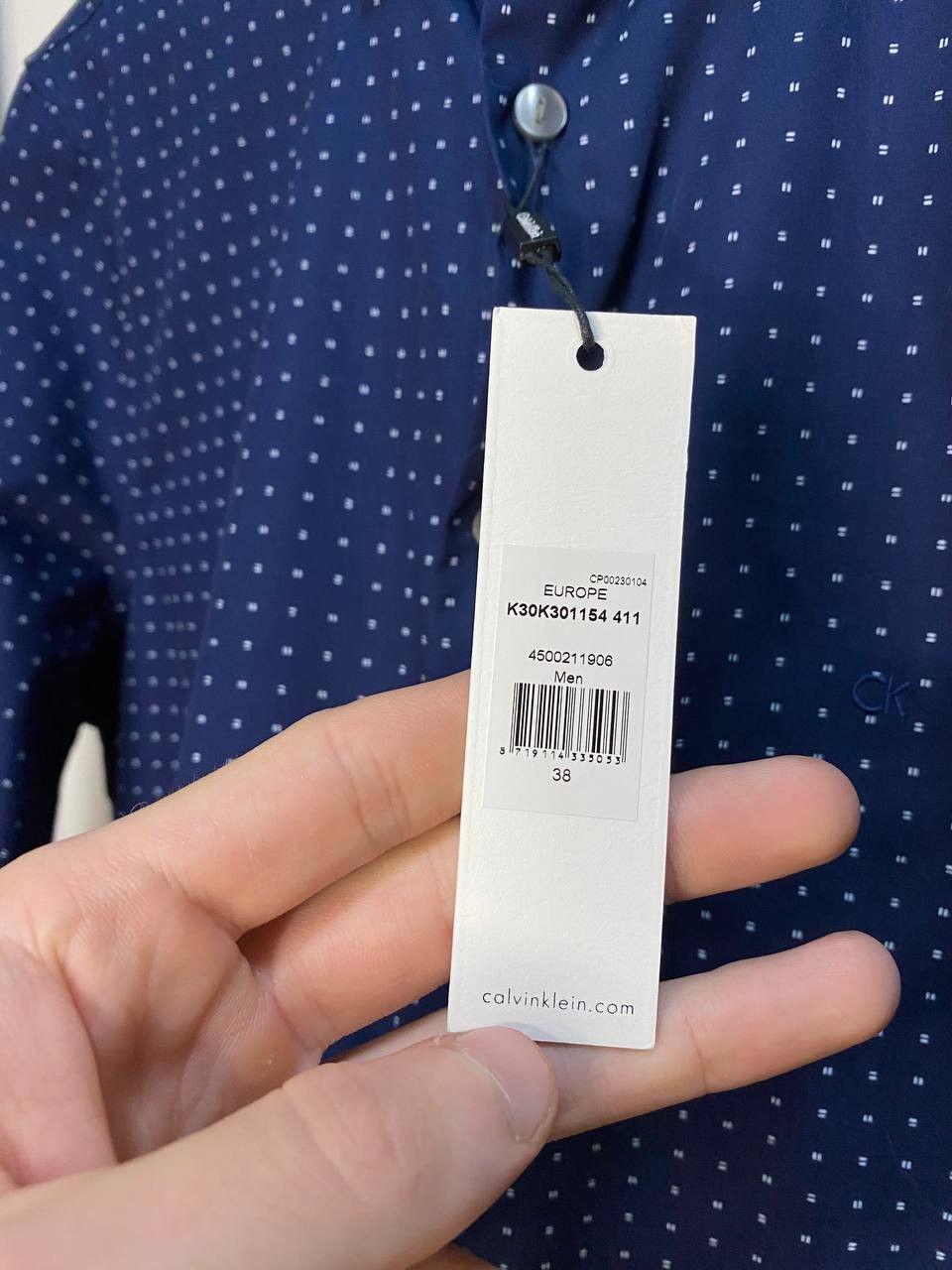 Calvin Klein SALE! Calvin Klein Shirt New With Tags Size US S / EU 44-46 / 1 - 7 Thumbnail