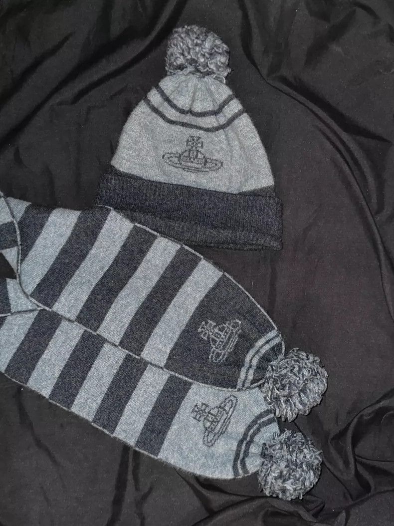Vivienne Westwood Blue and gray striped Saturn orb scarf c