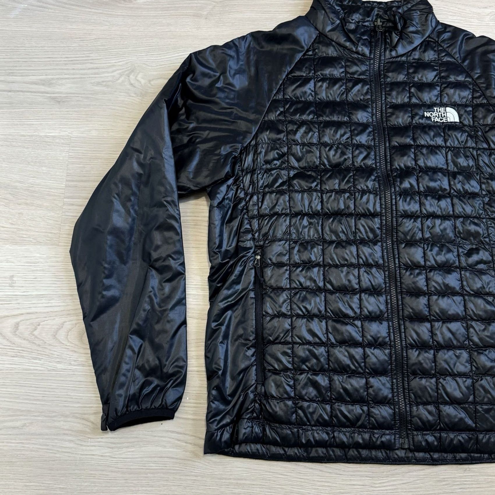 The North Face VINTAGE The North Face Jacket Men M Black Thermoball Lightweight Quilted Puffer Jacket Mens Size US M / EU 48-50 / 2 - 2 Thumbnail